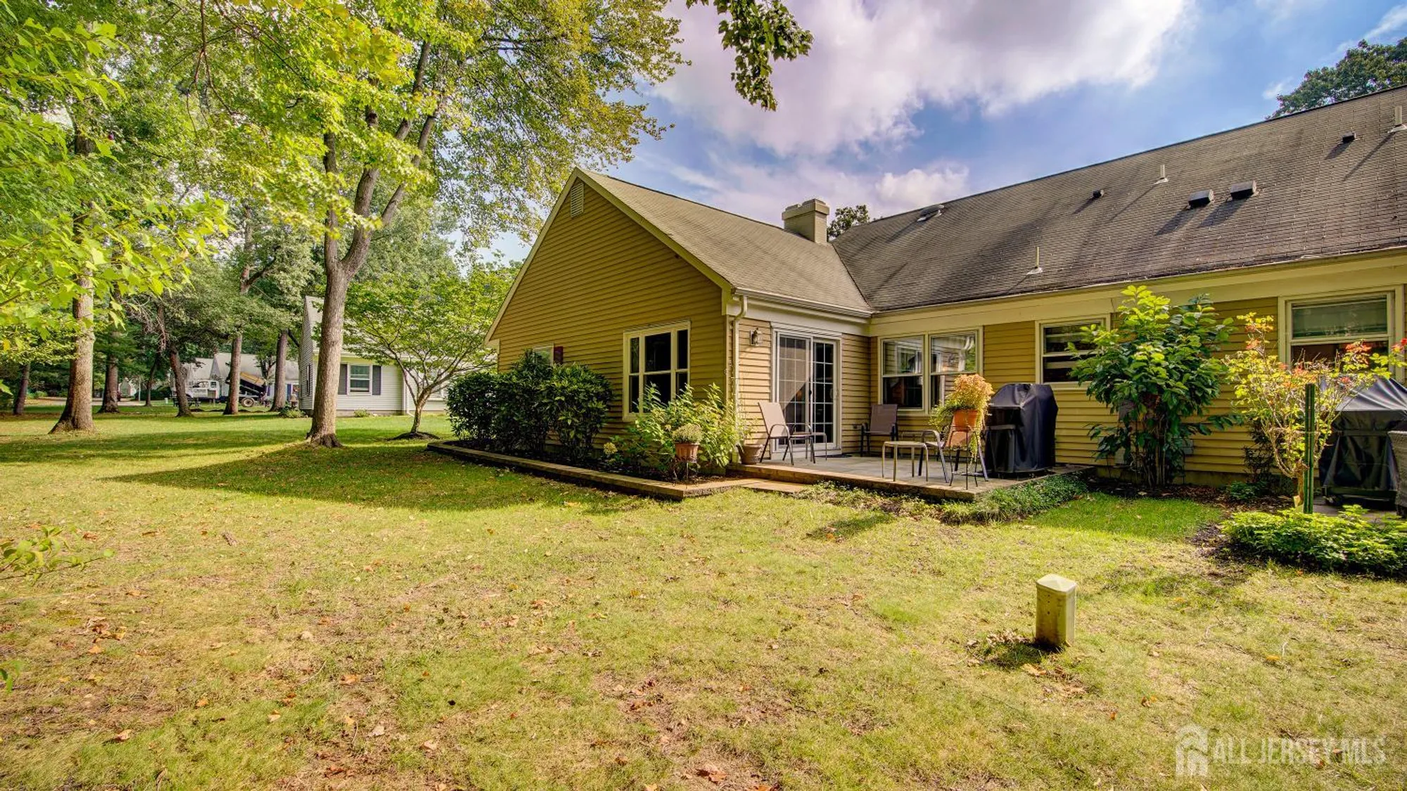 Property Slideshow image 43 of 53 | 678b yarborough way s, Monroe, NJ, 08831