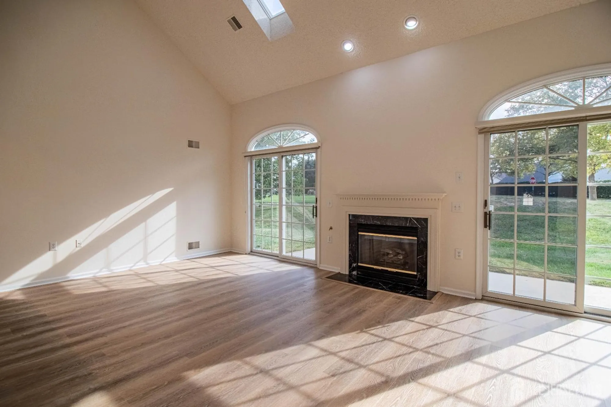 Property Slideshow image 10 of 31 | 42 brighton ct, Monroe, NJ, 08831