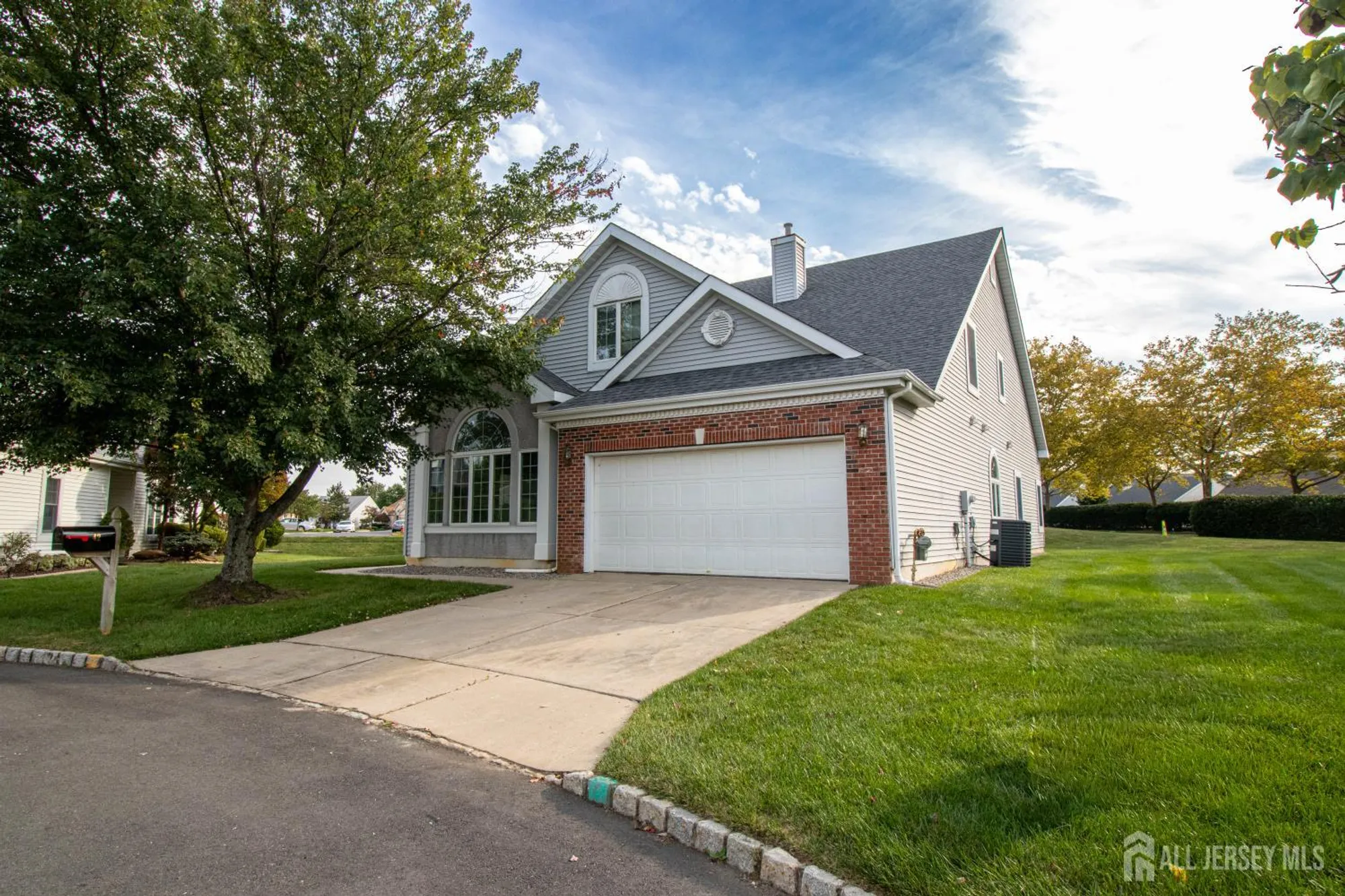 Property Slideshow image 1 of 31 | 42 brighton ct, Monroe, NJ, 08831