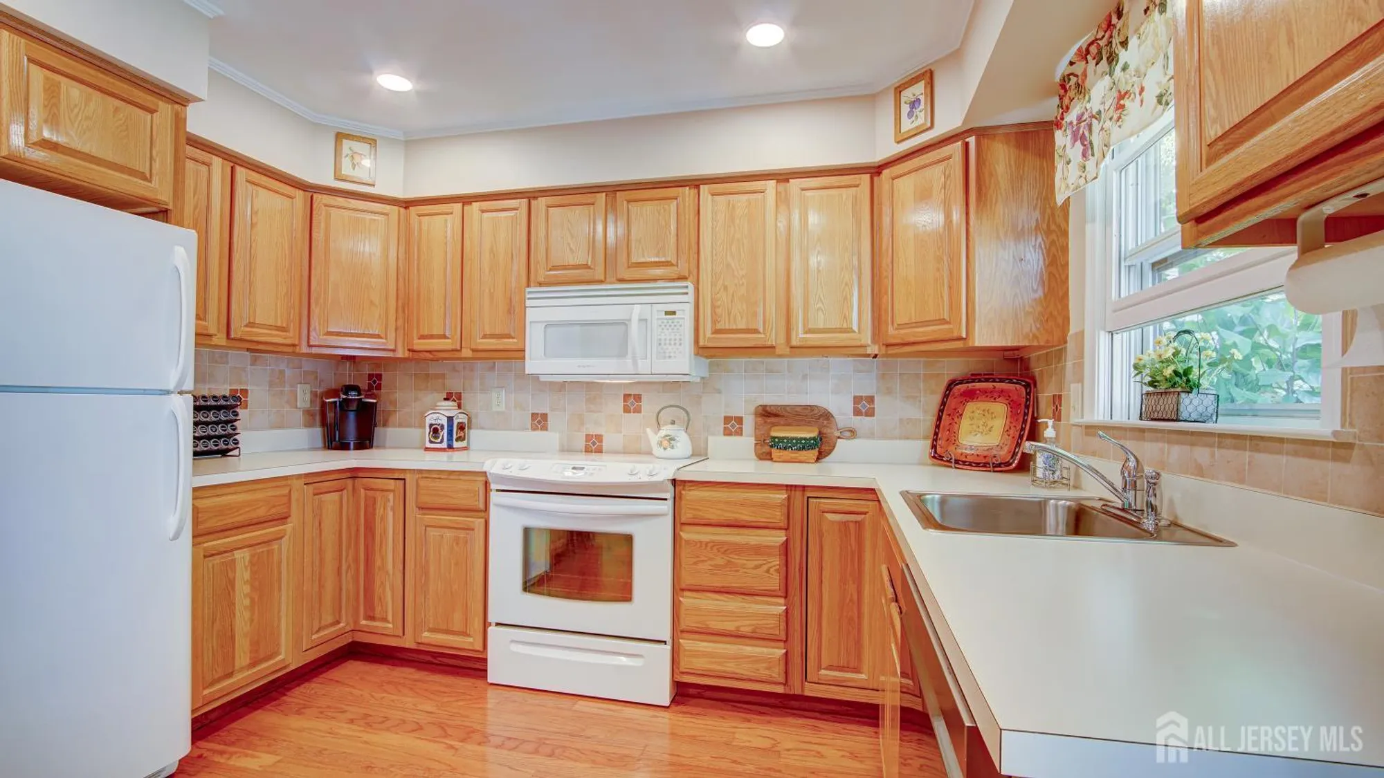Property Slideshow image 17 of 53 | 678b yarborough way s, Monroe, NJ, 08831