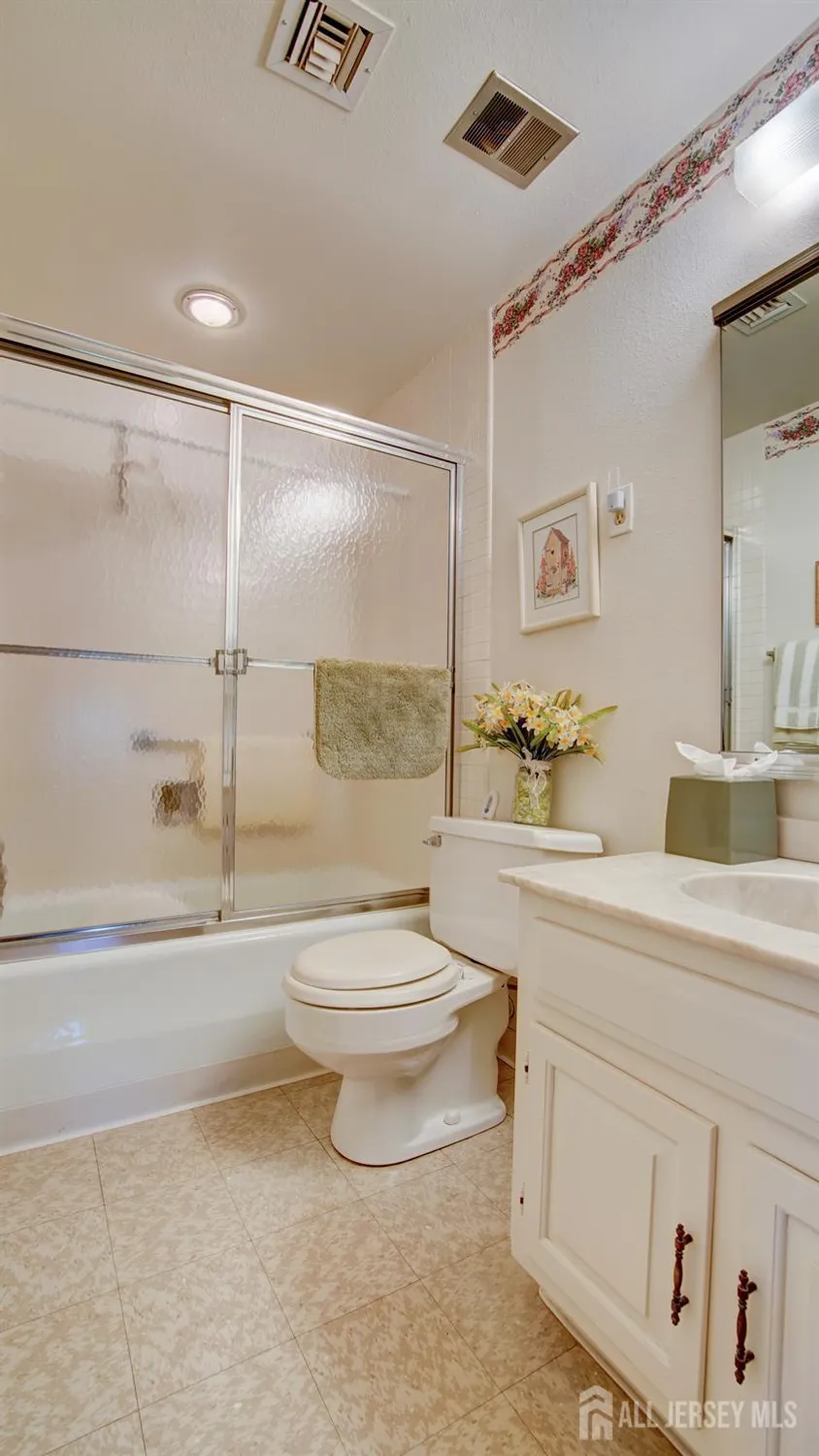 Property Slideshow image 22 of 23 | 179 rossmoor dr h, Monroe, NJ, 08831