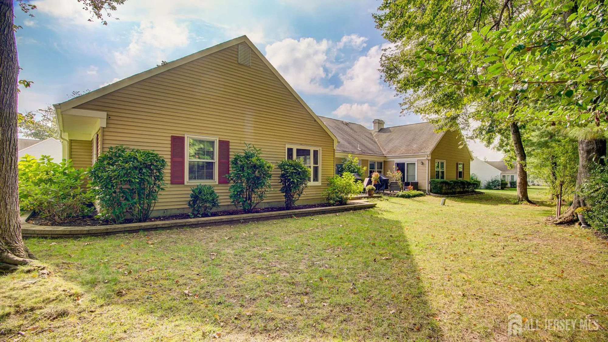 Property Slideshow image 44 of 53 | 678b yarborough way s, Monroe, NJ, 08831