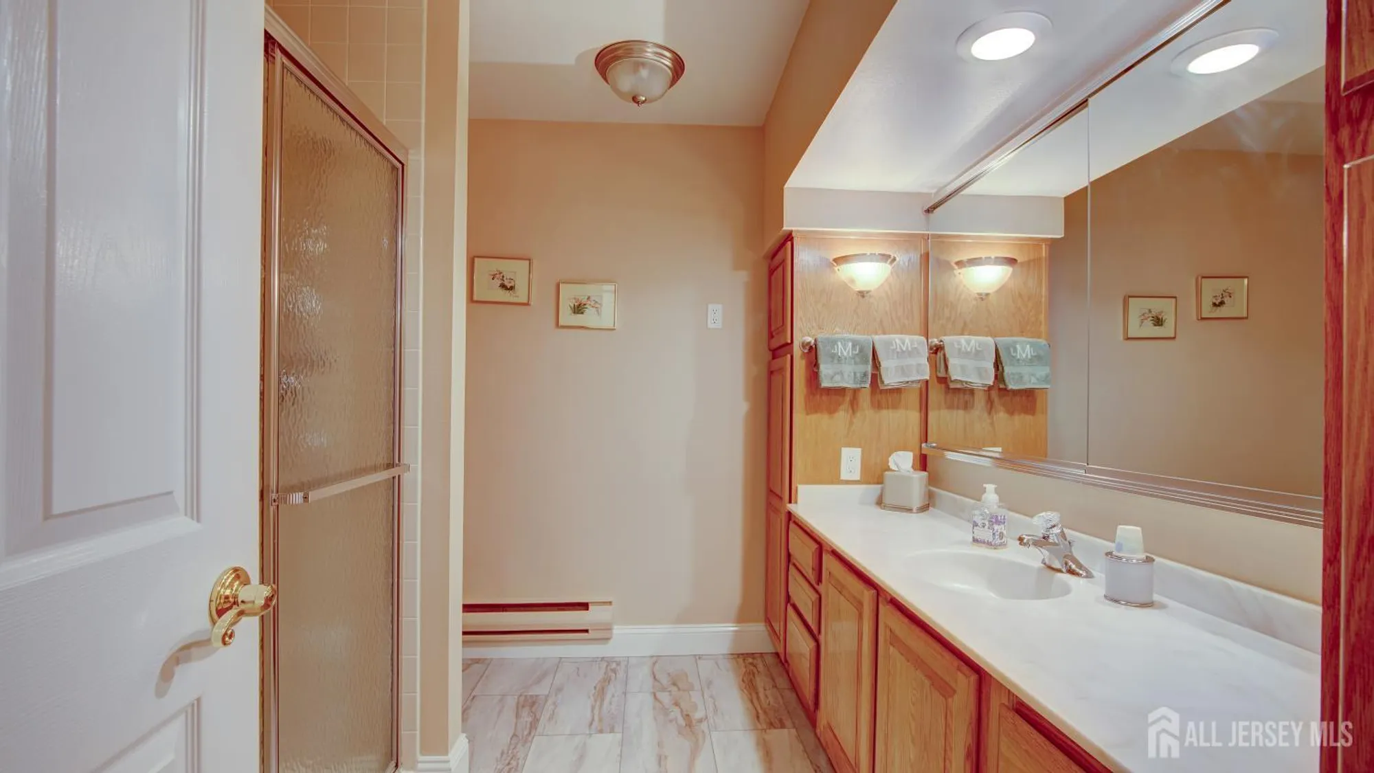 Property Slideshow image 34 of 53 | 678b yarborough way s, Monroe, NJ, 08831