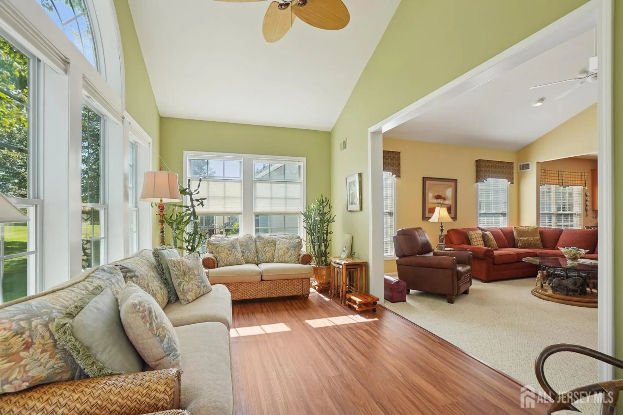 Property Slideshow image 24 of 48 | 318 biltmore ln, Somerset, NJ, 08873