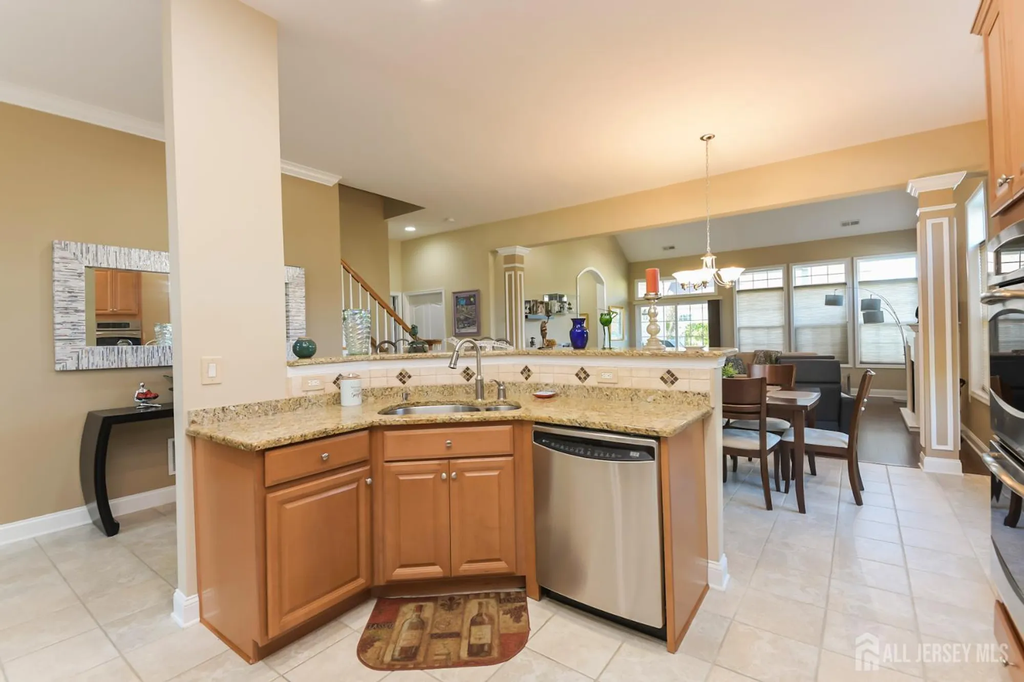 Property Slideshow image 8 of 29 | 2 jester ct, Monroe, NJ, 08831