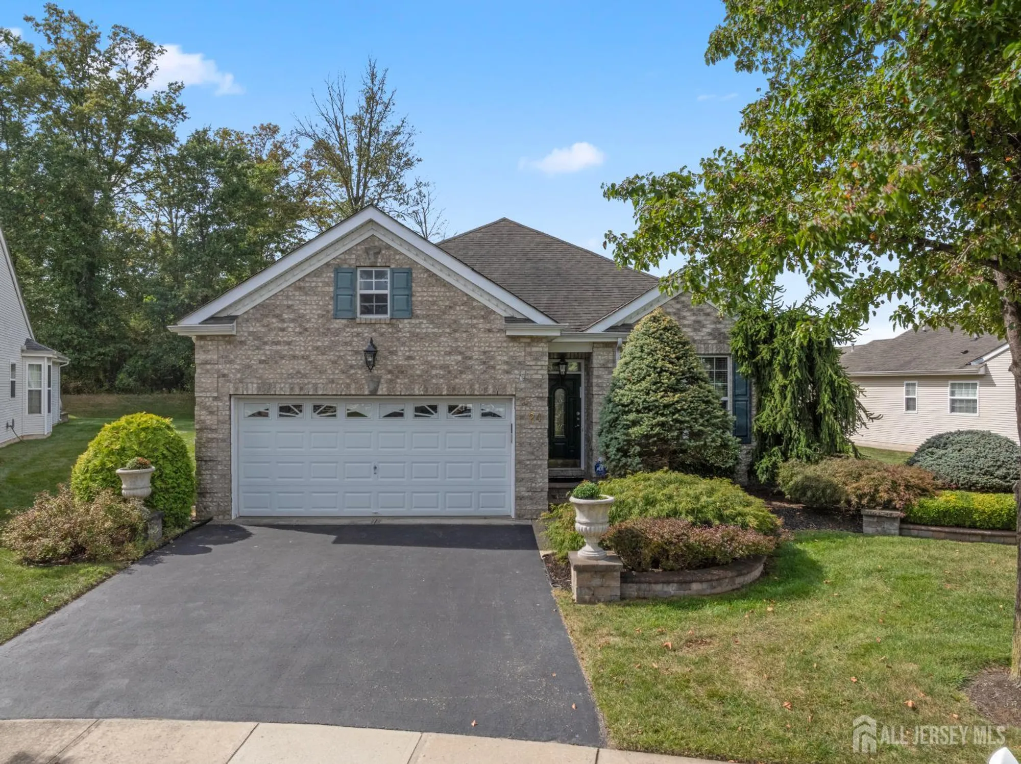 Property Slideshow image 1 of 49 | 24 friesan ct, Manalapan, NJ, 07726