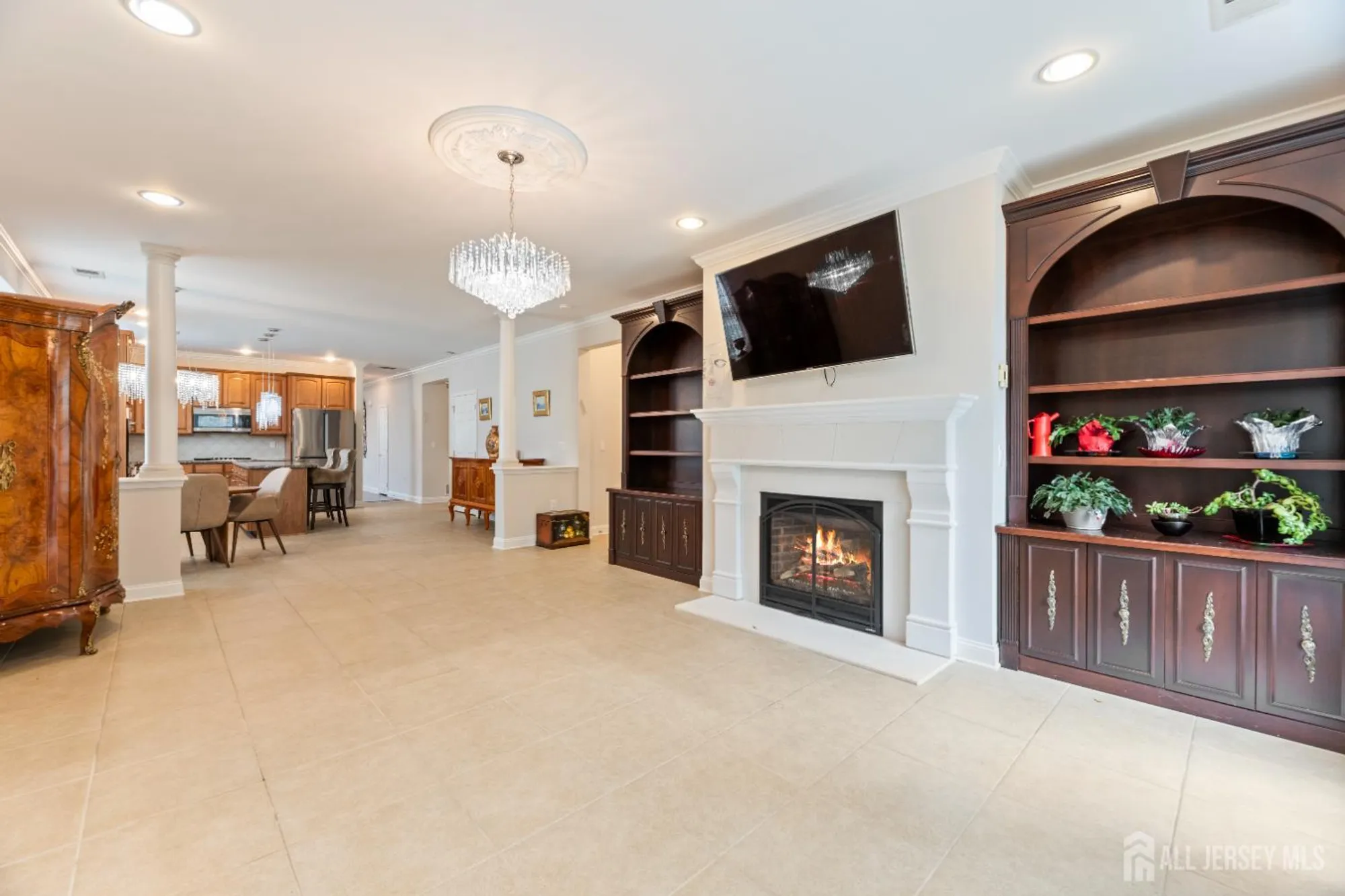 Property Slideshow image 15 of 49 | 24 friesan ct, Manalapan, NJ, 07726