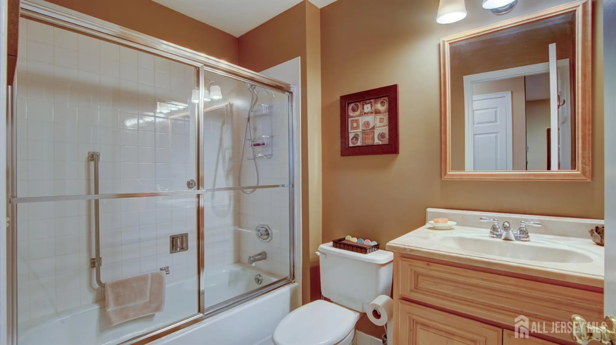 Property Slideshow image 19 of 24 | 3d rutland ln, Monroe, NJ, 08831