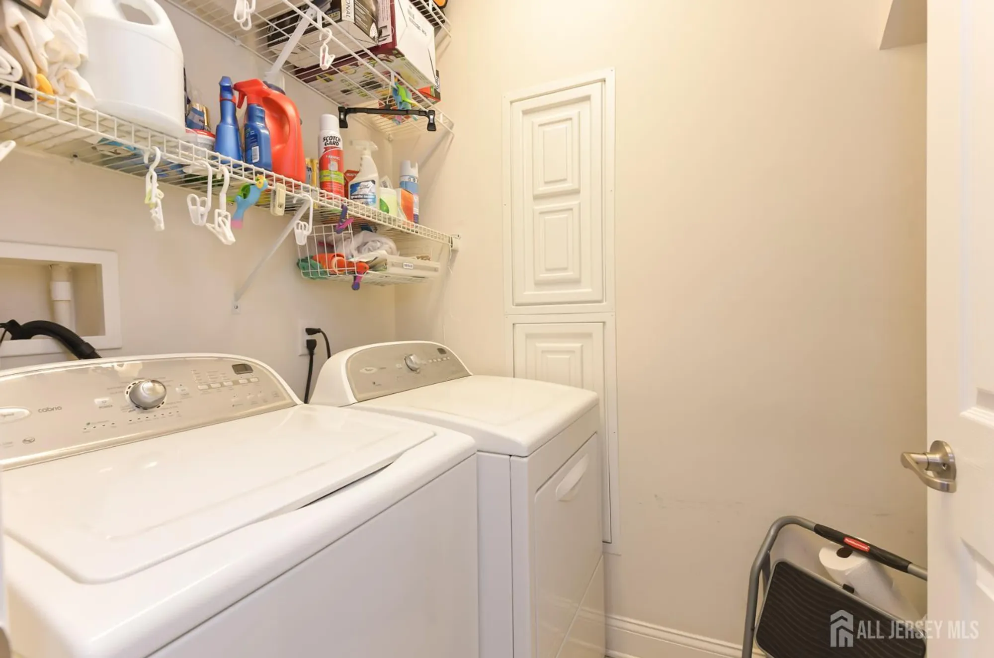 Property Slideshow image 22 of 29 | 2 jester ct, Monroe, NJ, 08831