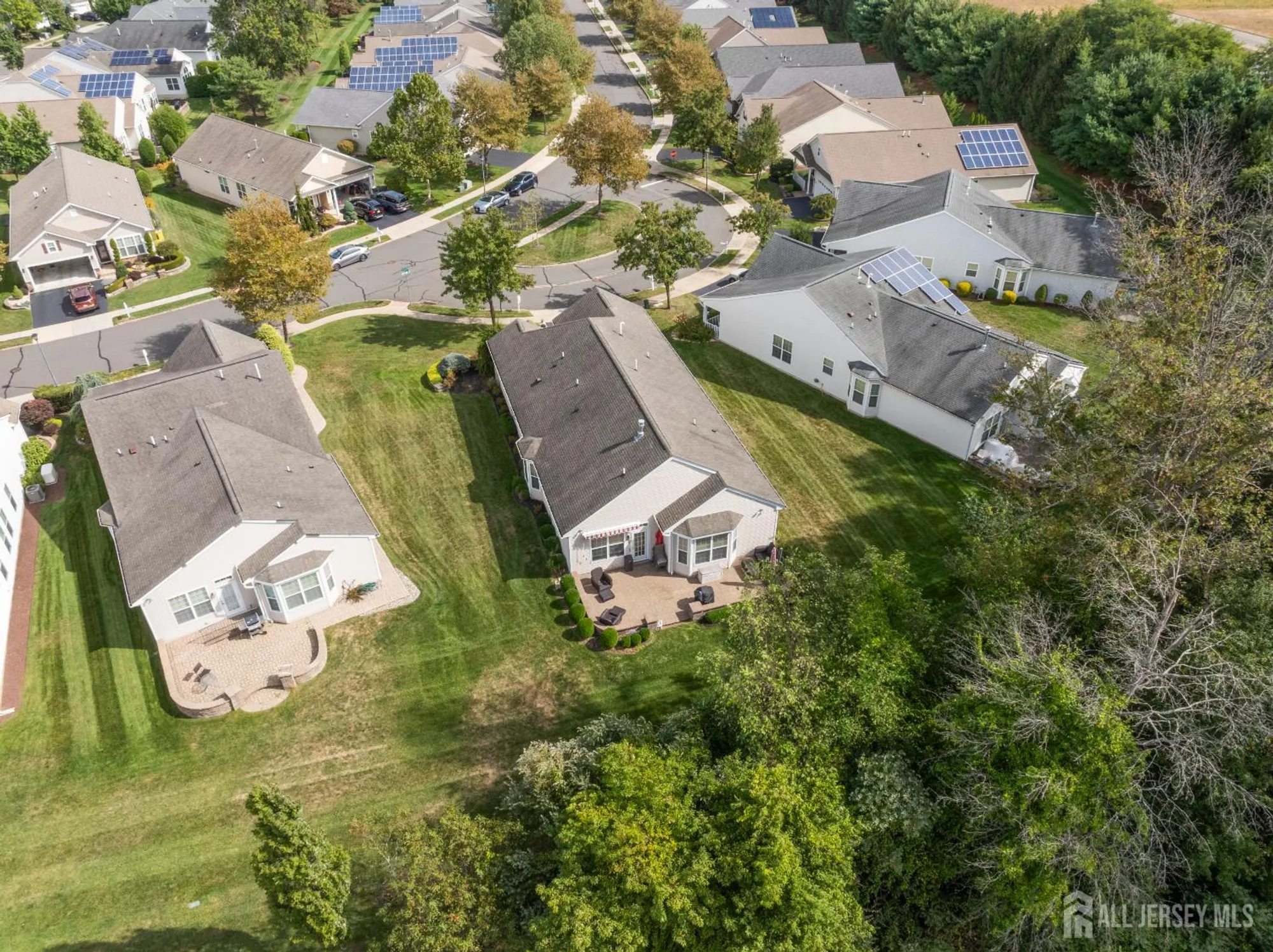 Property Slideshow image 32 of 49 | 24 friesan ct, Manalapan, NJ, 07726