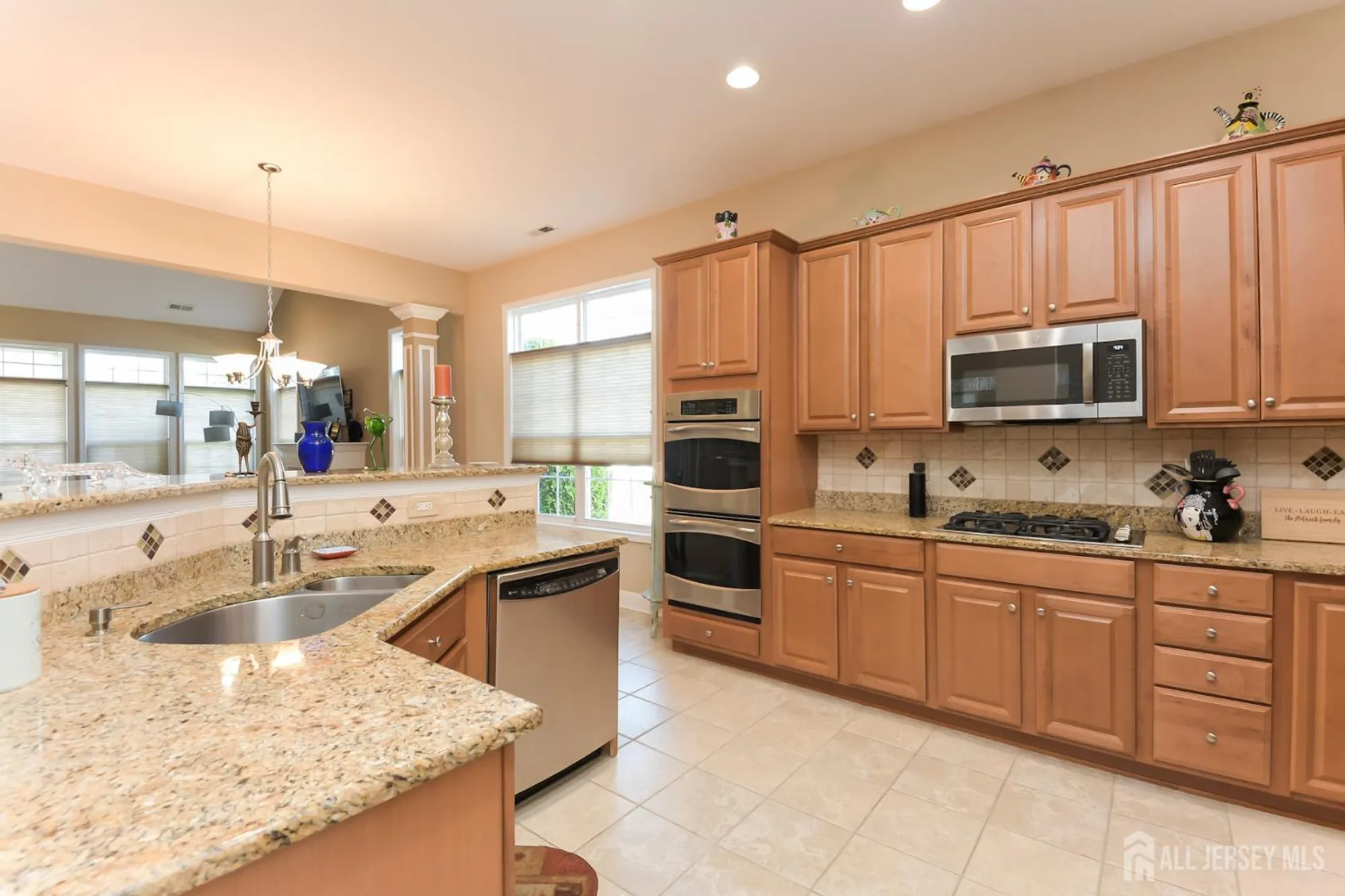 Property Slideshow image 7 of 29 | 2 jester ct, Monroe, NJ, 08831