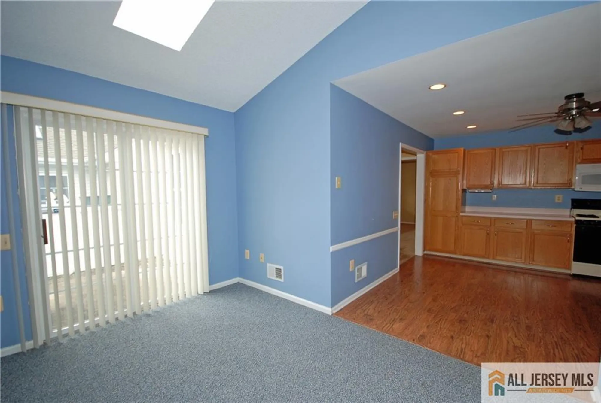 Property Slideshow image 14 of 29 | 284 mockingbird dr # 284, Monroe, NJ, 08831