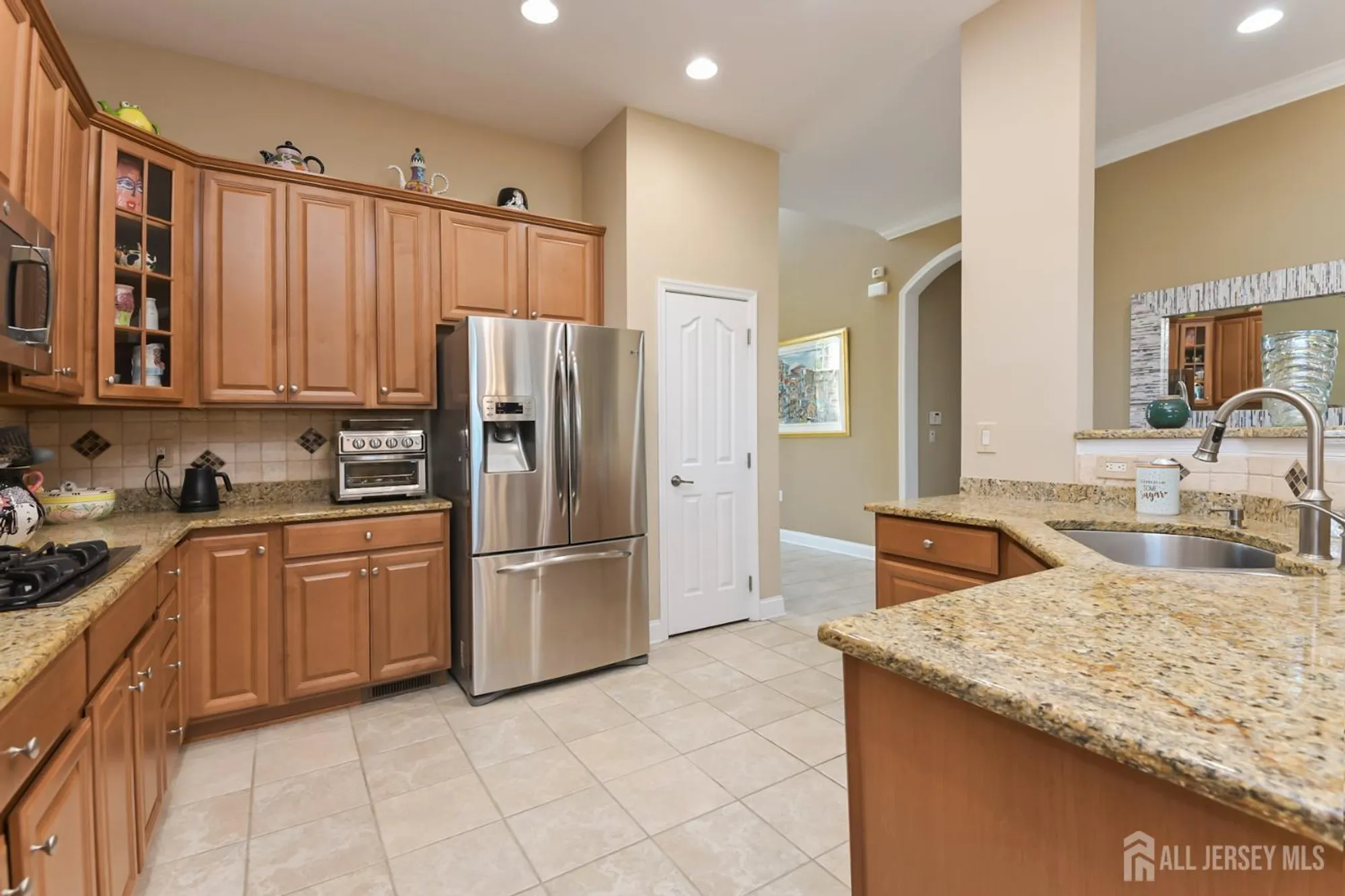 Property Slideshow image 6 of 29 | 2 jester ct, Monroe, NJ, 08831