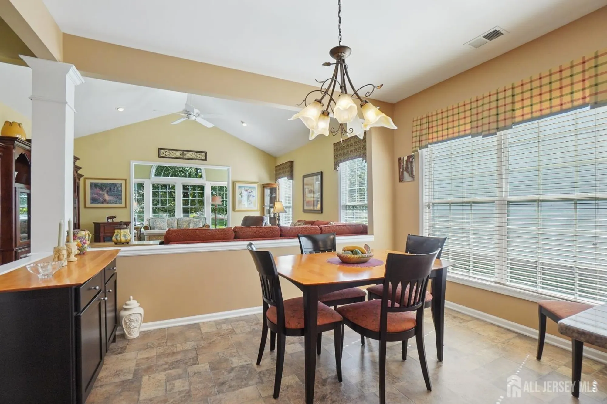 Property Slideshow image 18 of 48 | 318 biltmore ln, Somerset, NJ, 08873