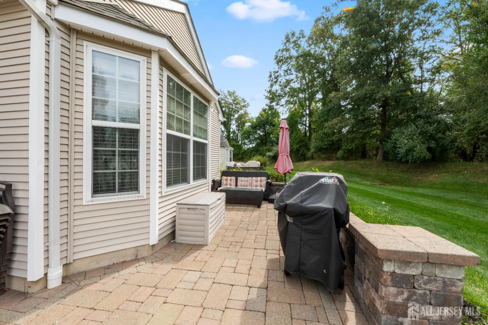Property Slideshow image 27 of 49 | 24 friesan ct, Manalapan, NJ, 07726