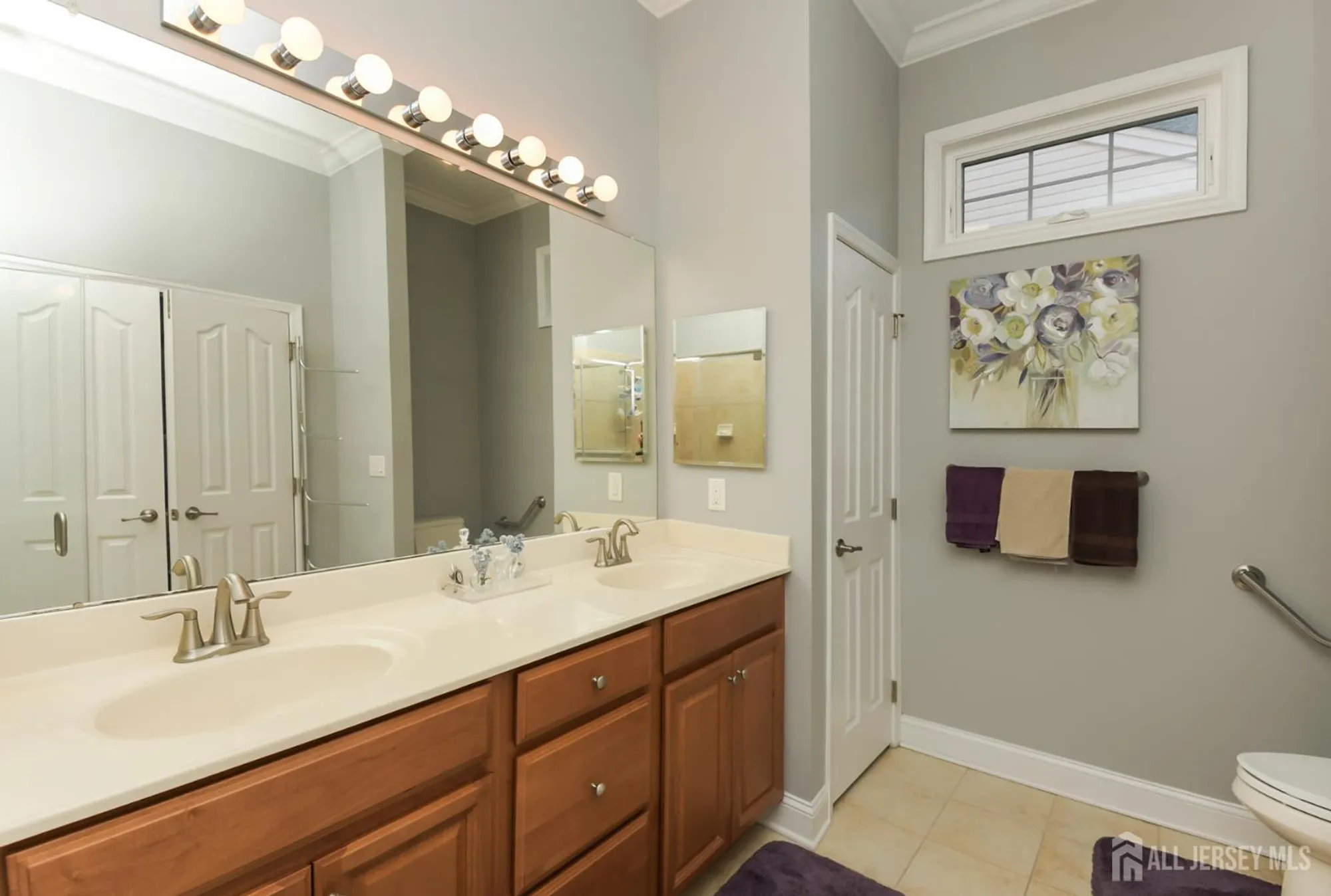 Property Slideshow image 17 of 29 | 2 jester ct, Monroe, NJ, 08831