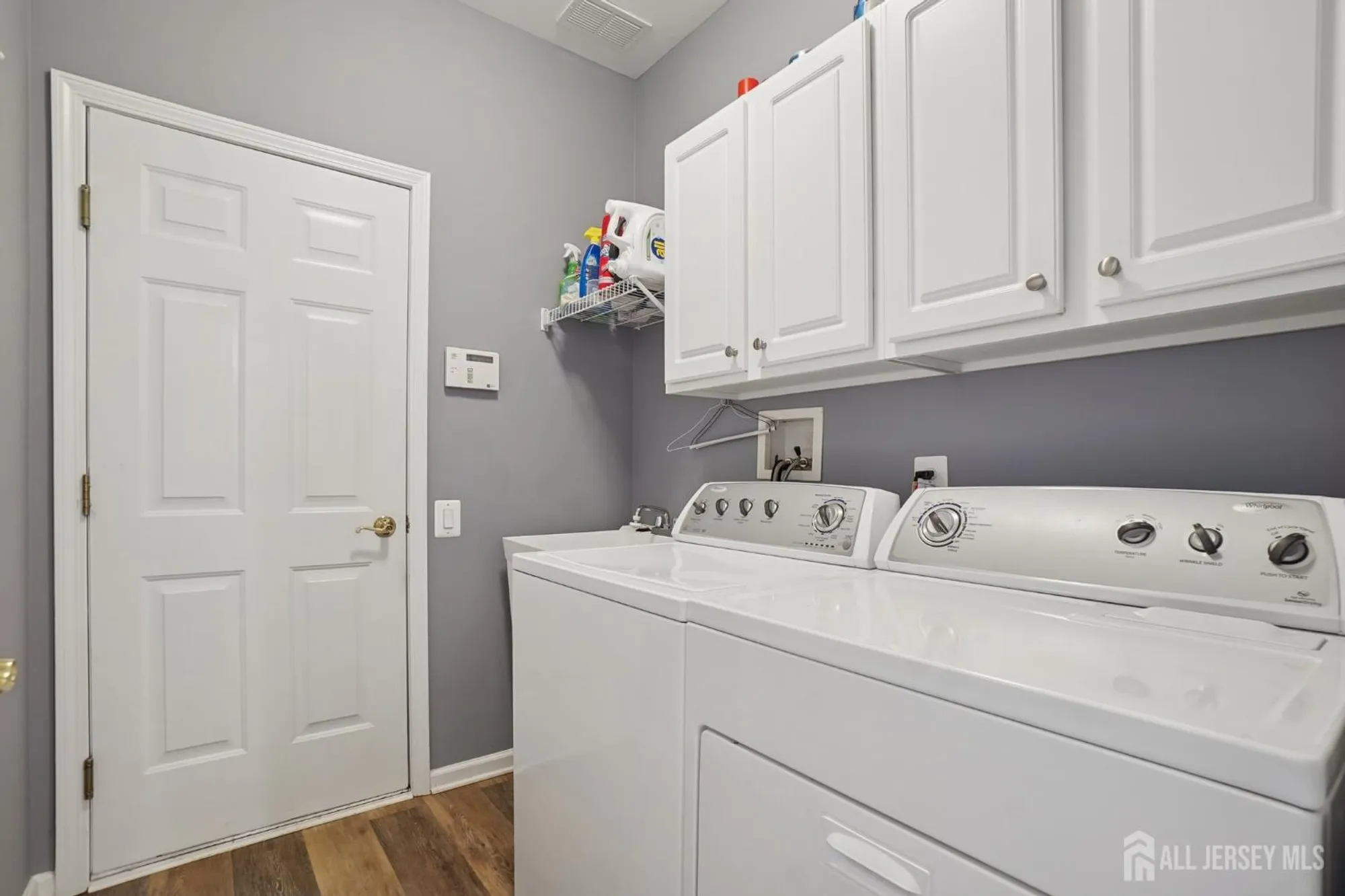 Property Slideshow image 29 of 48 | 318 biltmore ln, Somerset, NJ, 08873