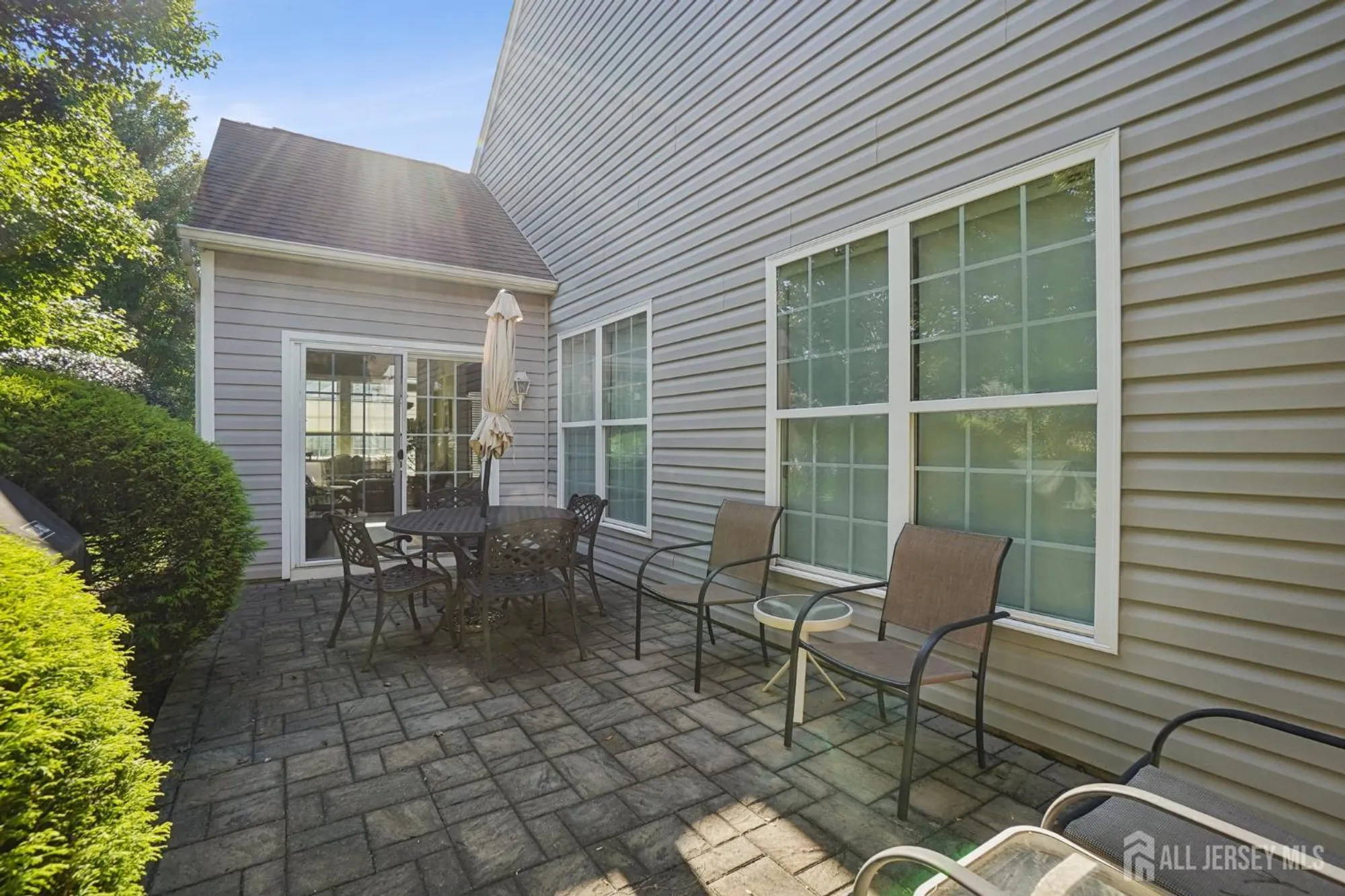 Property Slideshow image 34 of 48 | 318 biltmore ln, Somerset, NJ, 08873