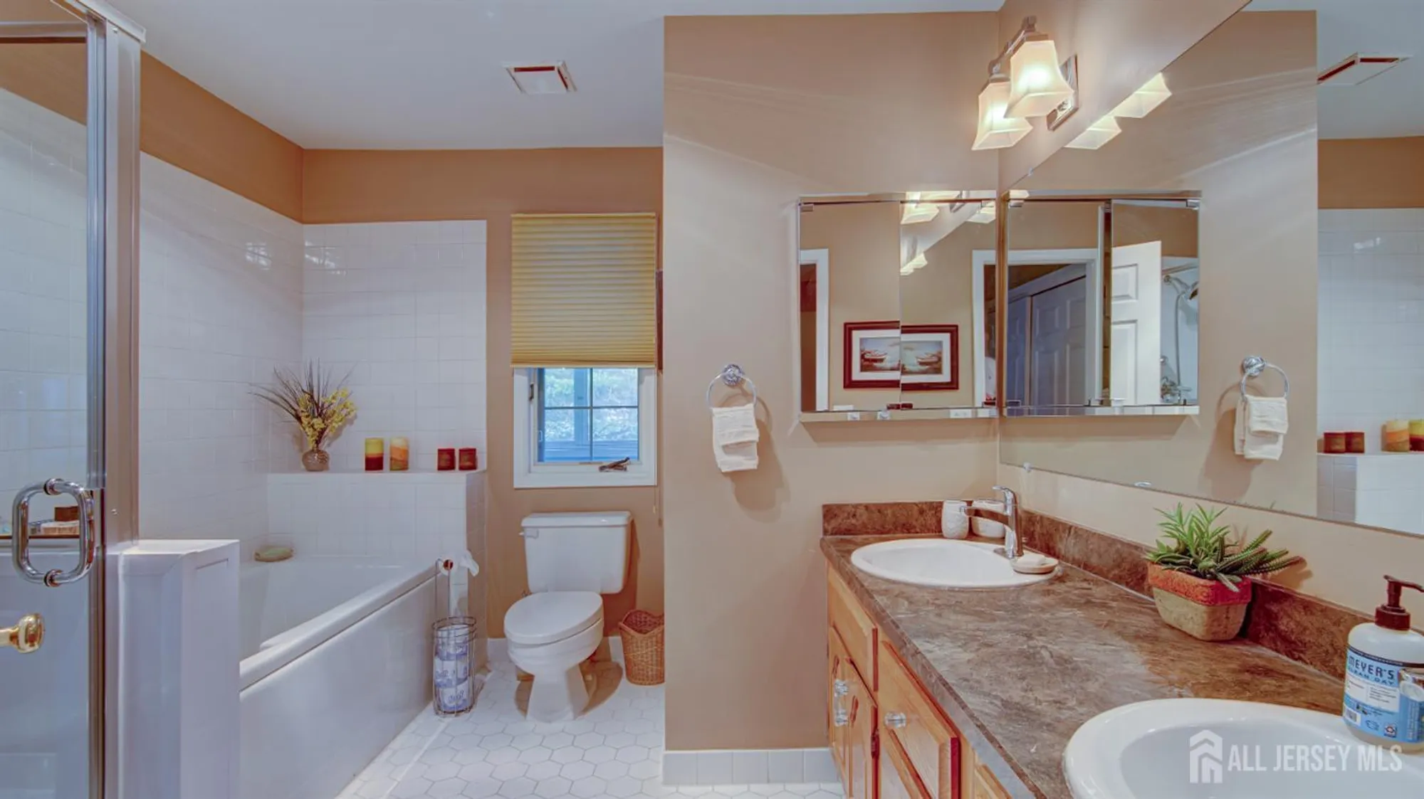 Property Slideshow image 12 of 24 | 3d rutland ln, Monroe, NJ, 08831
