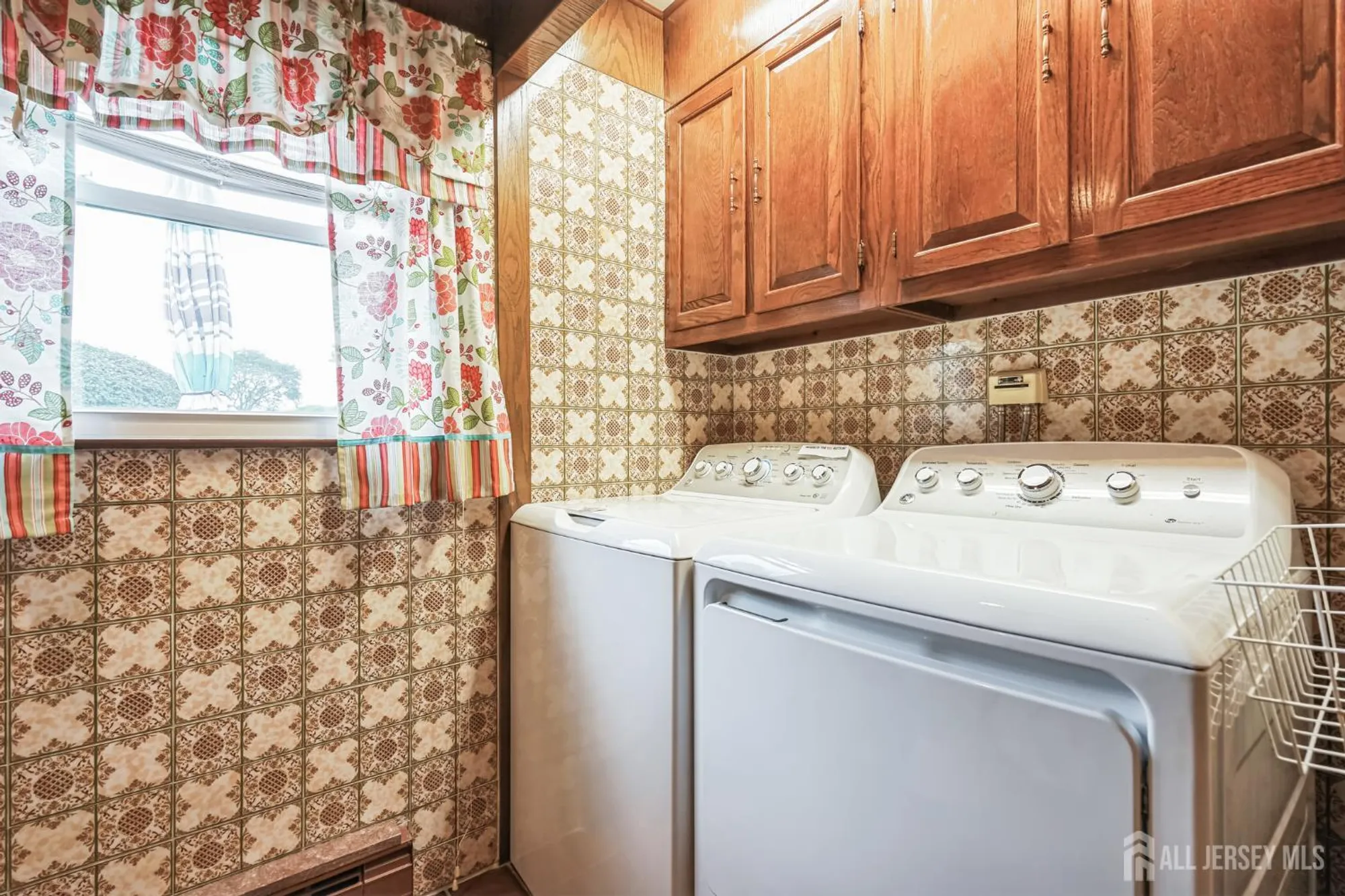 Property Slideshow image 21 of 22 | 214 mayflower way a, Monroe, NJ, 08831