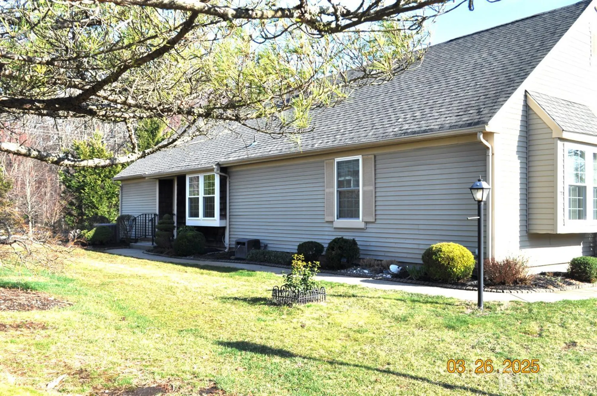 Property Slideshow image 3 of 19 | 9b melborn dr # 9b, Monroe, NJ, 08831