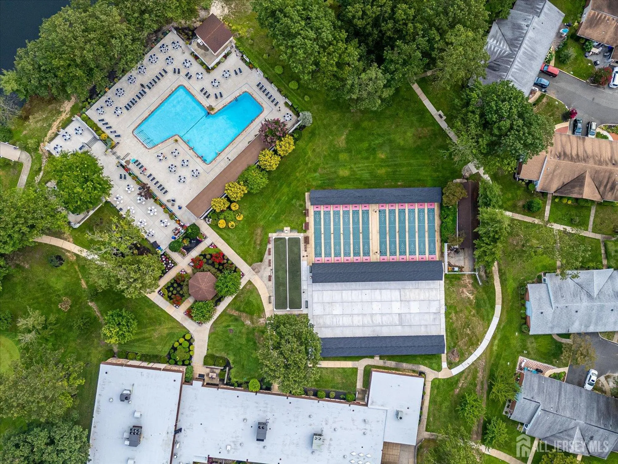 Property Slideshow image 35 of 37 | 1052 shetland dr b, Lakewood, NJ, 08701