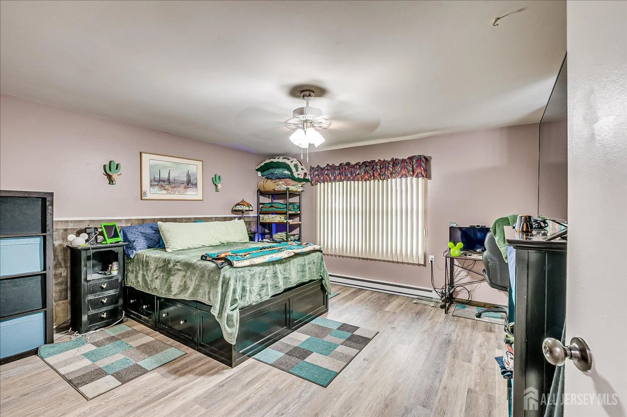 Property Slideshow image 24 of 37 | 1052 shetland dr b, Lakewood, NJ, 08701