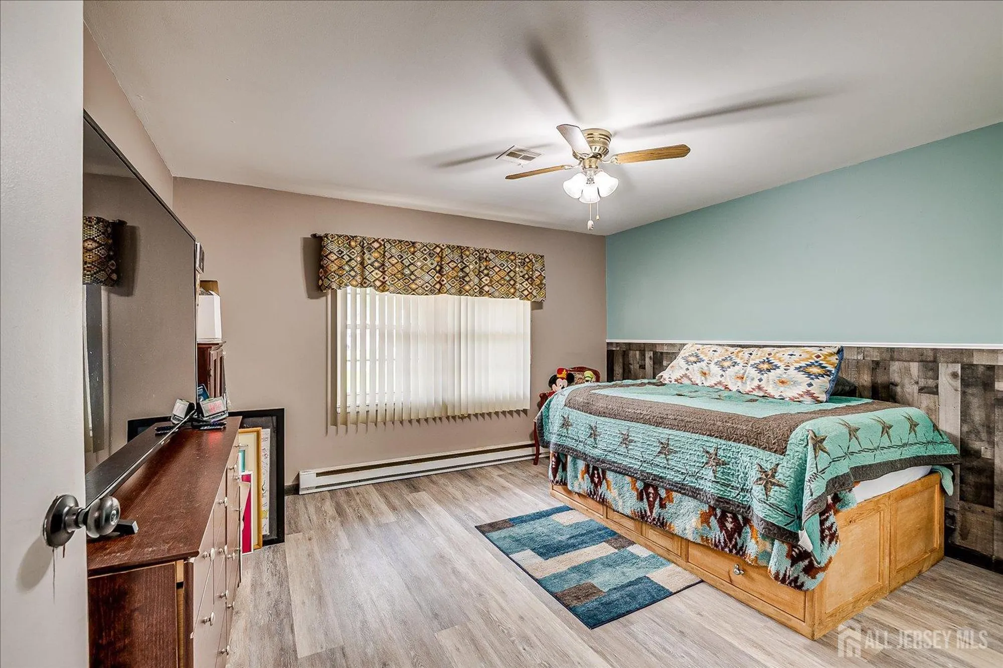 Property Slideshow image 27 of 37 | 1052 shetland dr b, Lakewood, NJ, 08701