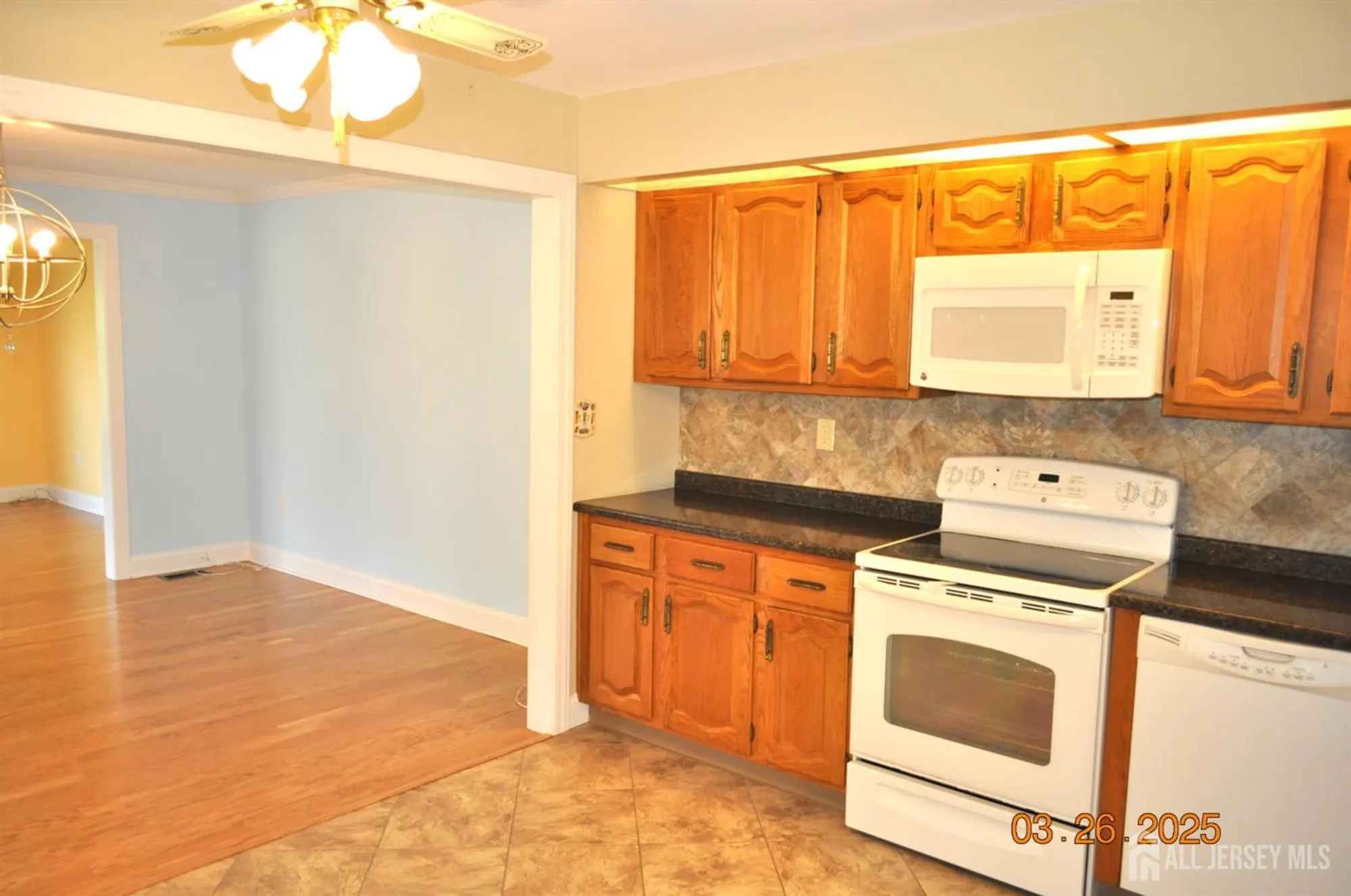 Property Slideshow image 9 of 19 | 9b melborn dr # 9b, Monroe, NJ, 08831