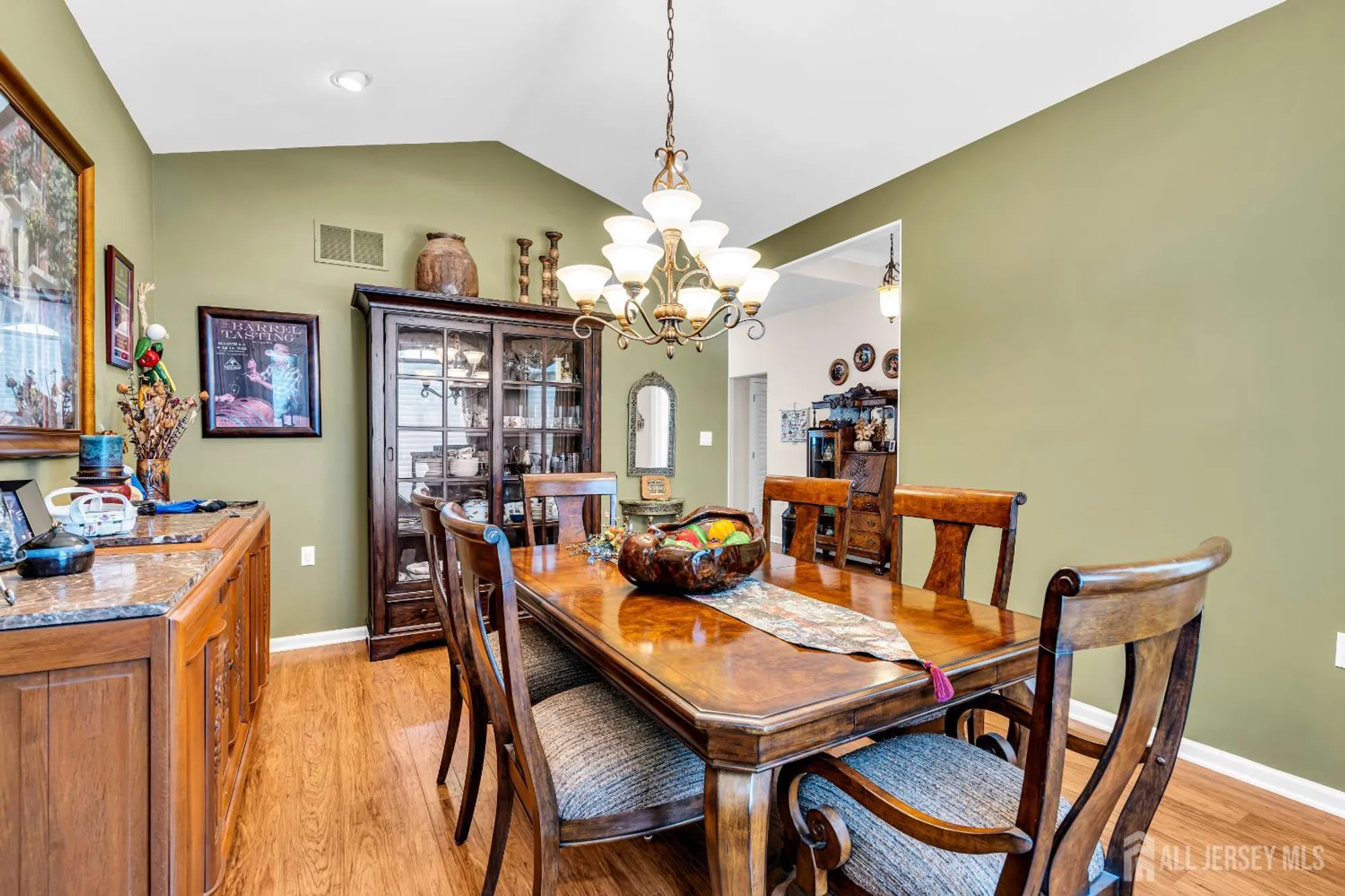 Property Slideshow image 8 of 39 | 30 merlot ct, Monroe, NJ, 08831