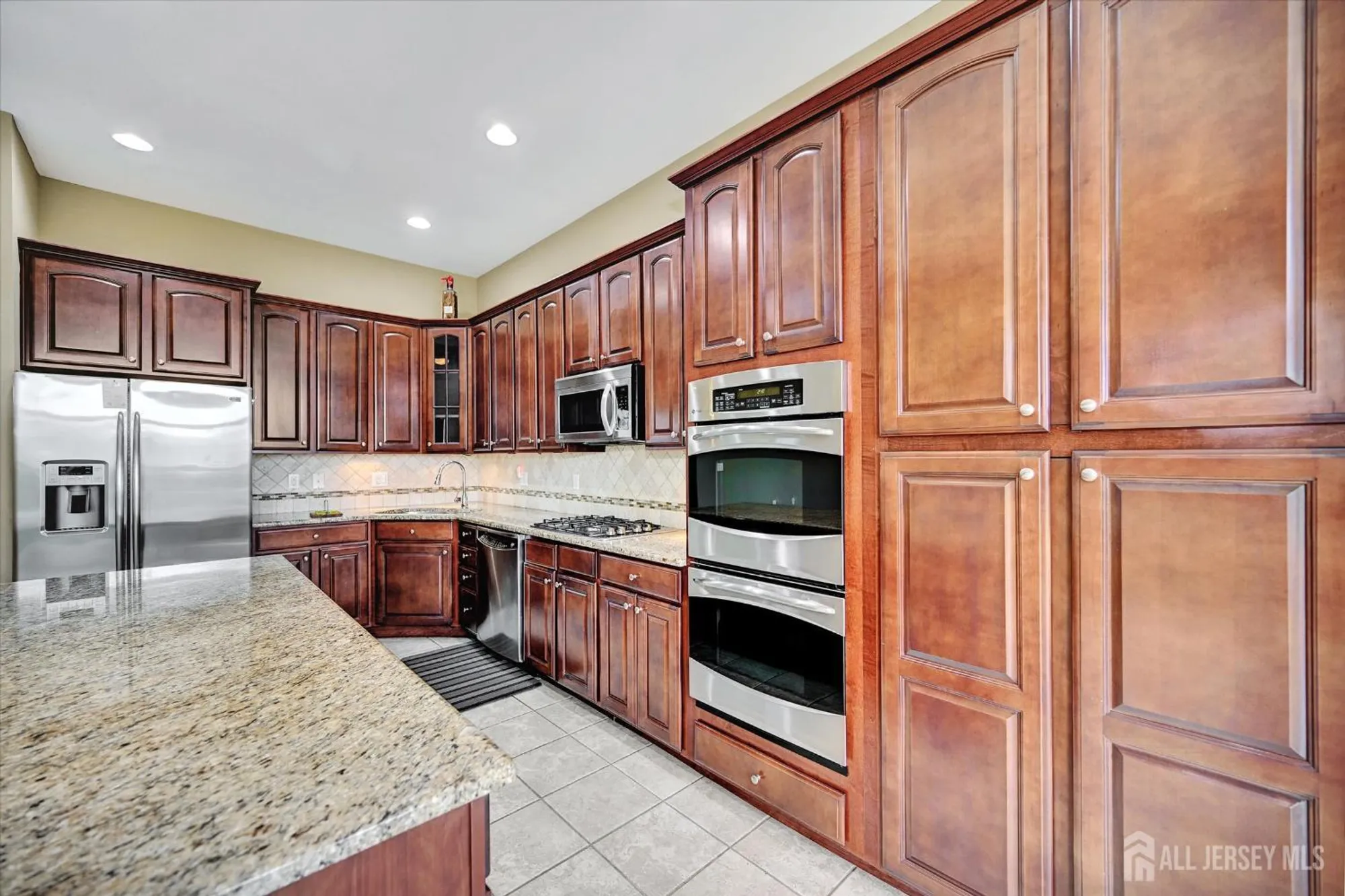 Property Slideshow image 14 of 64 | 144 timber hill dr, Monroe, NJ, 08831