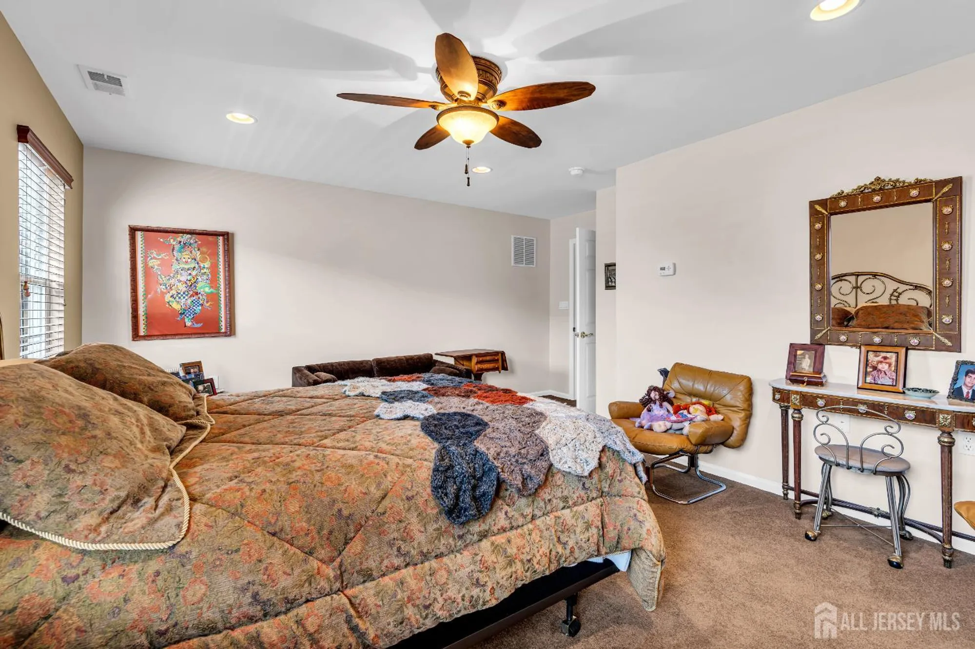 Property Slideshow image 33 of 39 | 30 merlot ct, Monroe, NJ, 08831