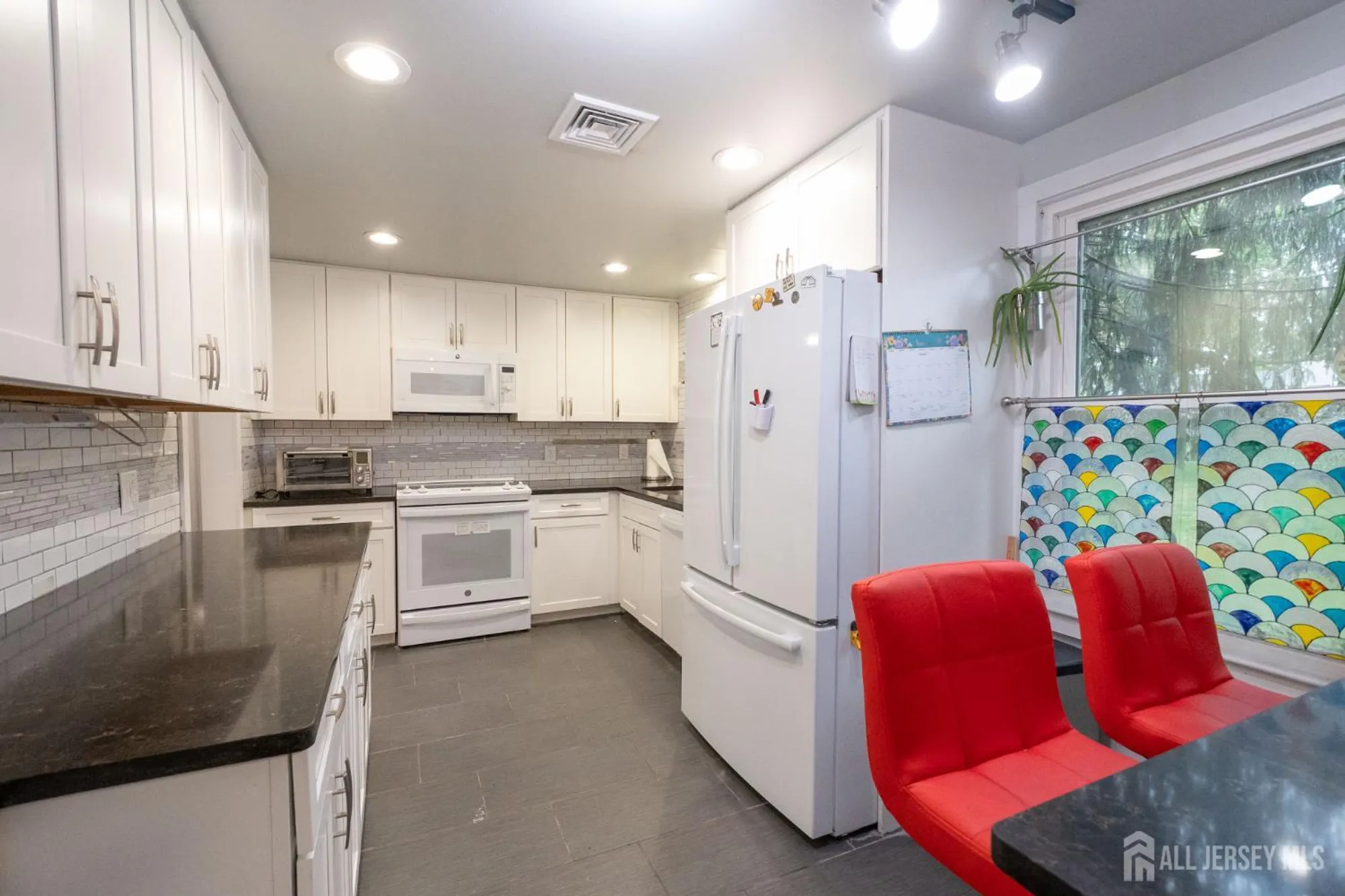 Property Slideshow image 20 of 39 | 388 orrington ln a, Monroe, NJ, 08831