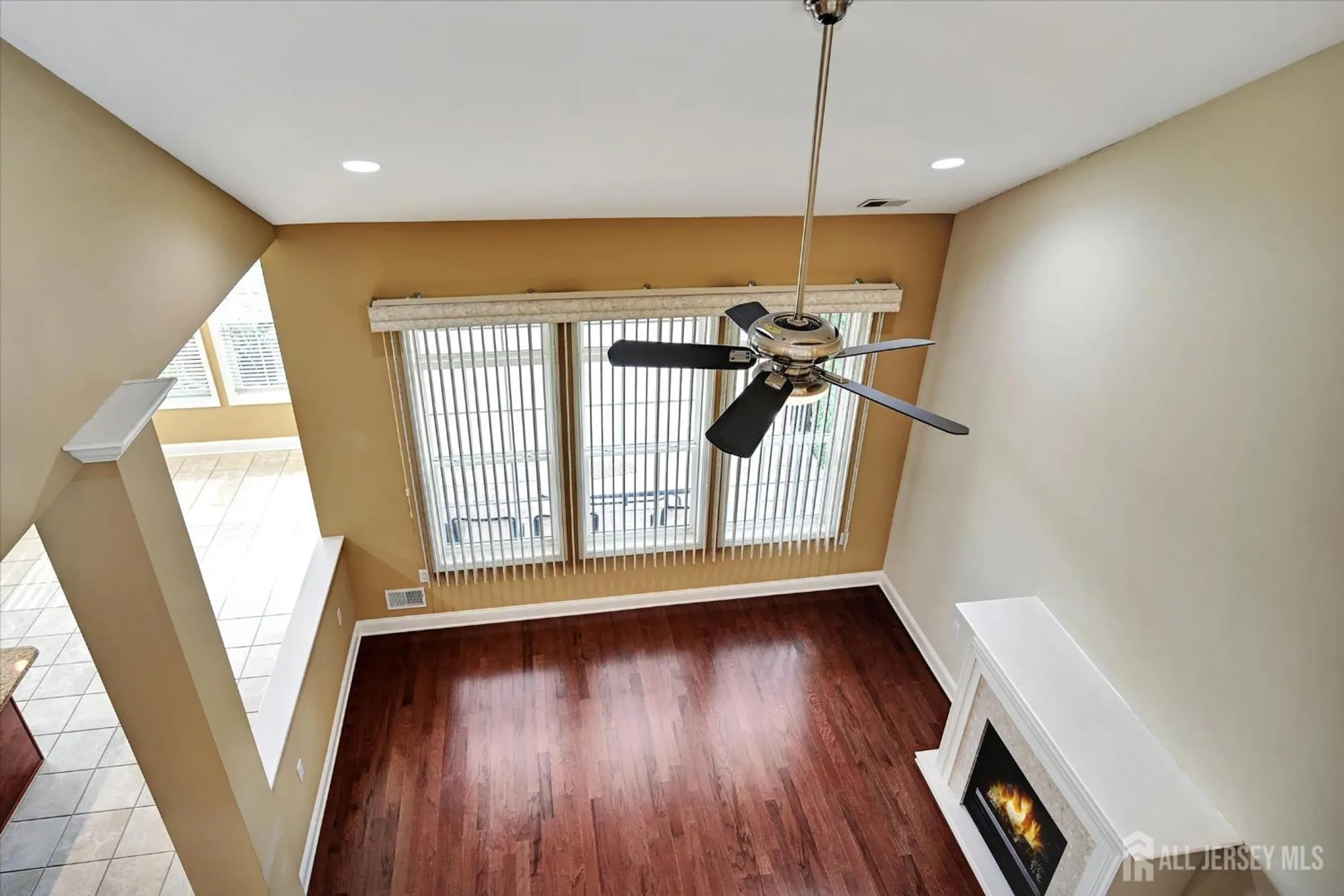 Property Slideshow image 33 of 64 | 144 timber hill dr, Monroe, NJ, 08831