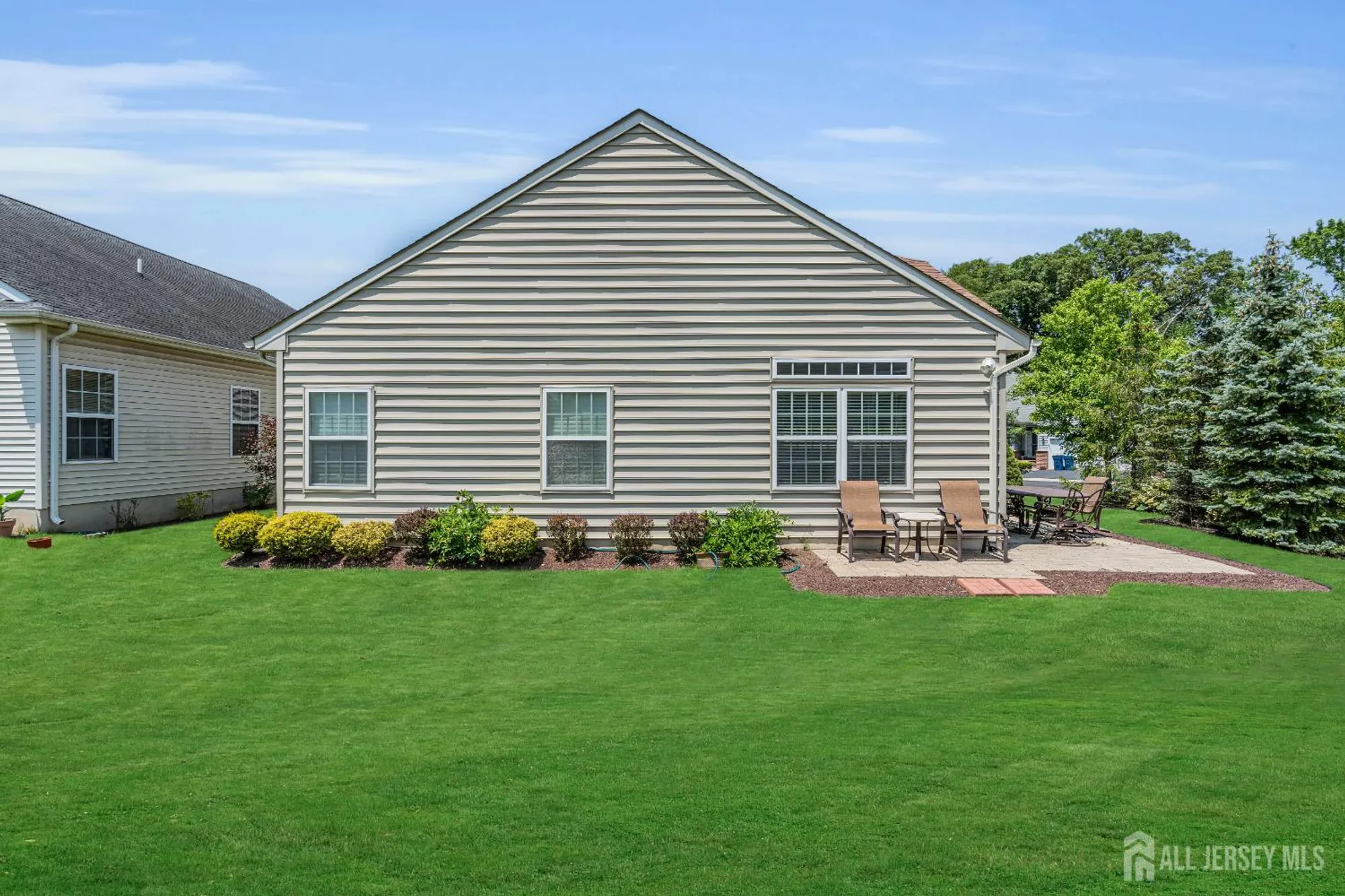 Property Slideshow image 38 of 39 | 30 merlot ct, Monroe, NJ, 08831