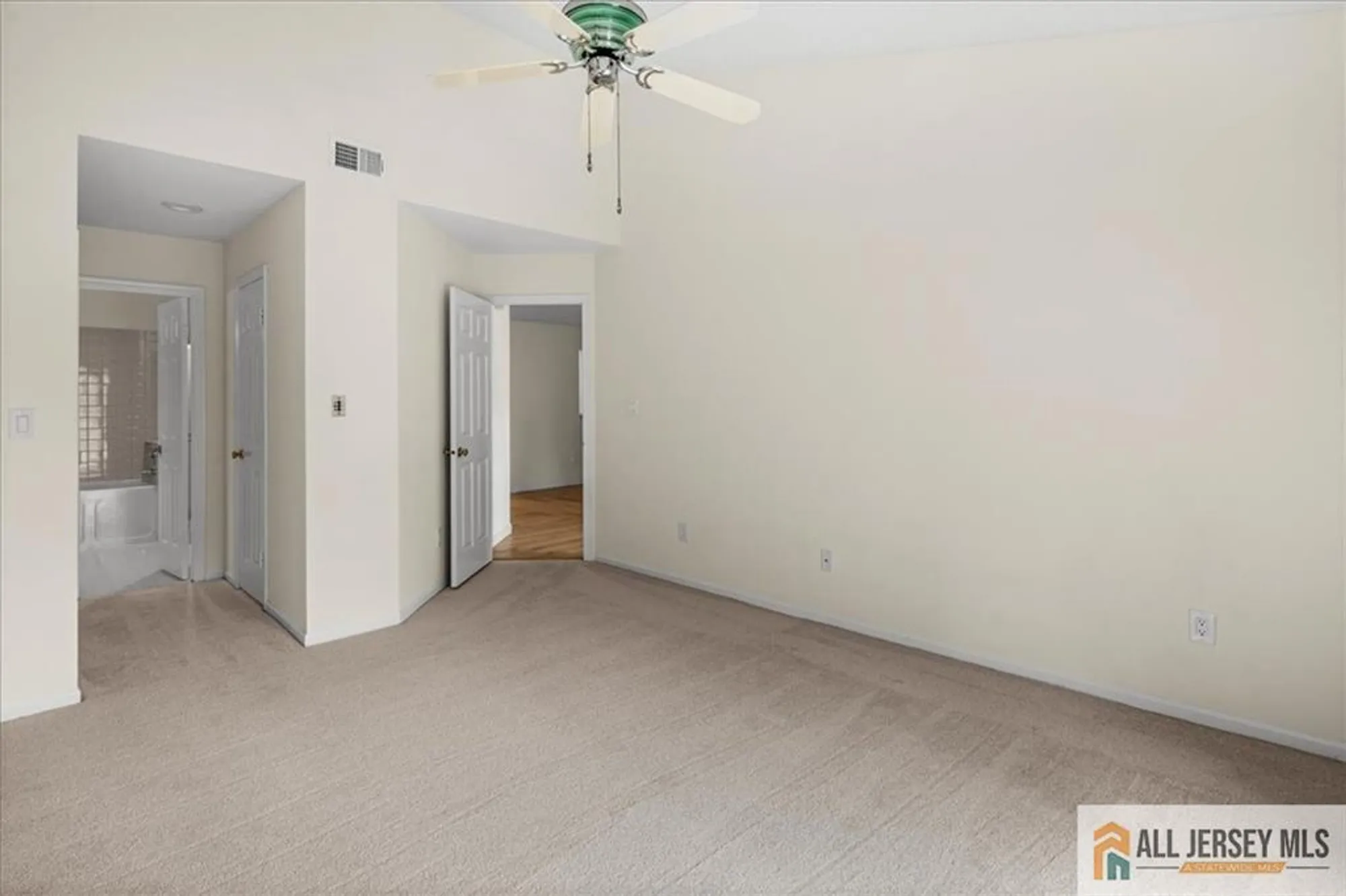 Property Slideshow image 28 of 56 | 90 winthrop rd # 90h, Monroe, NJ, 08831