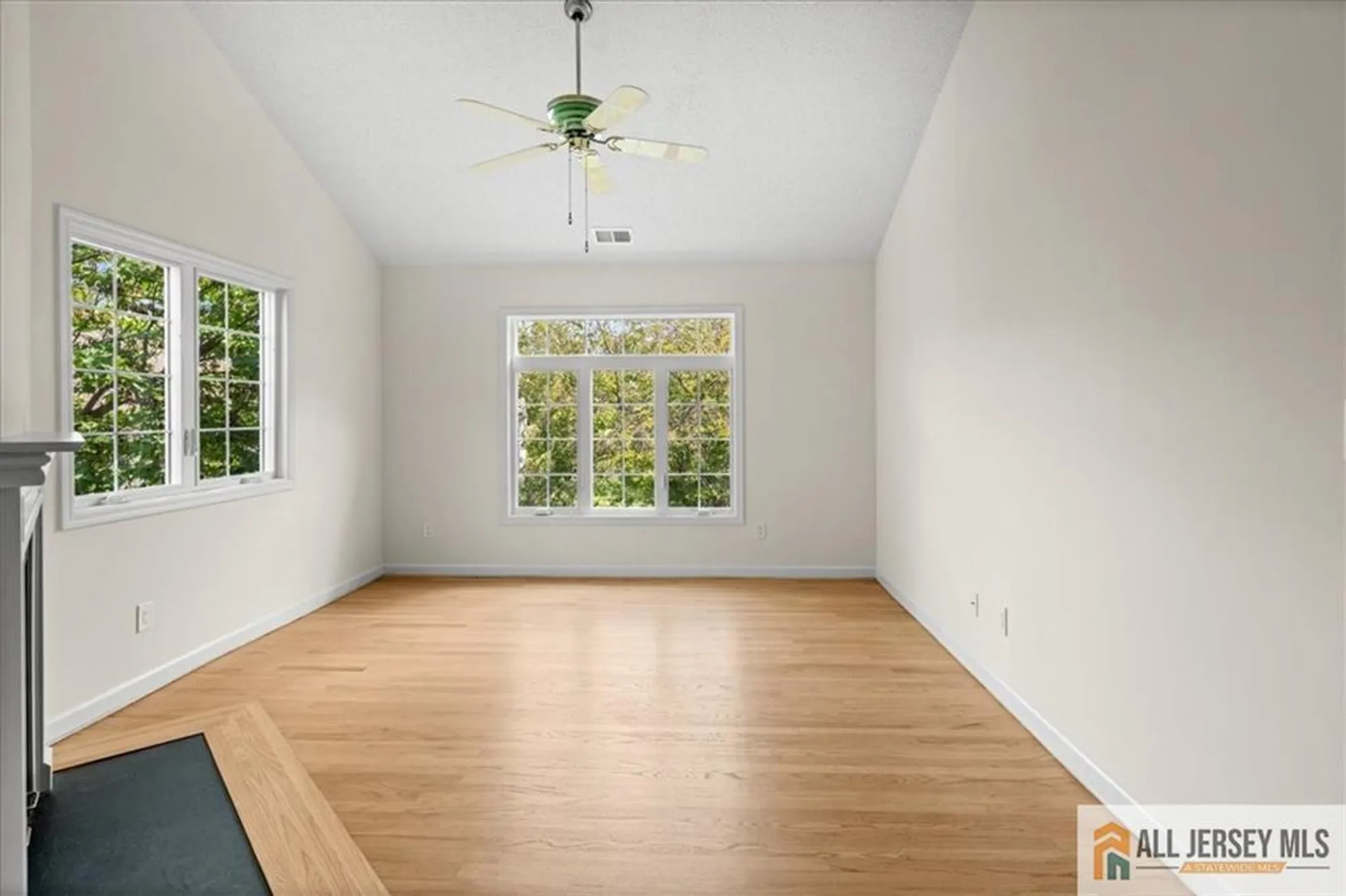 Property Slideshow image 7 of 56 | 90 winthrop rd # 90h, Monroe, NJ, 08831