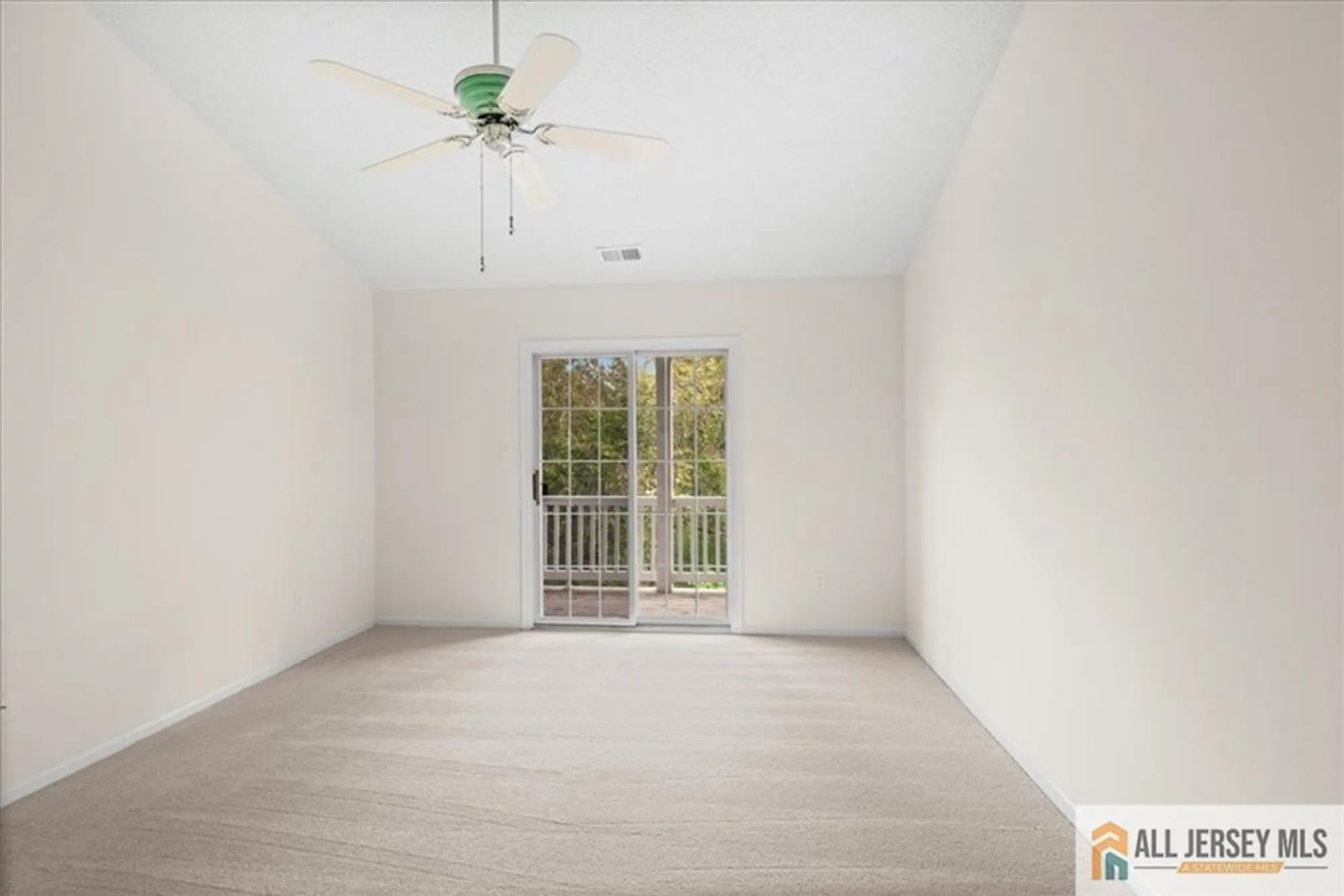 Property Slideshow image 29 of 56 | 90 winthrop rd # 90h, Monroe, NJ, 08831
