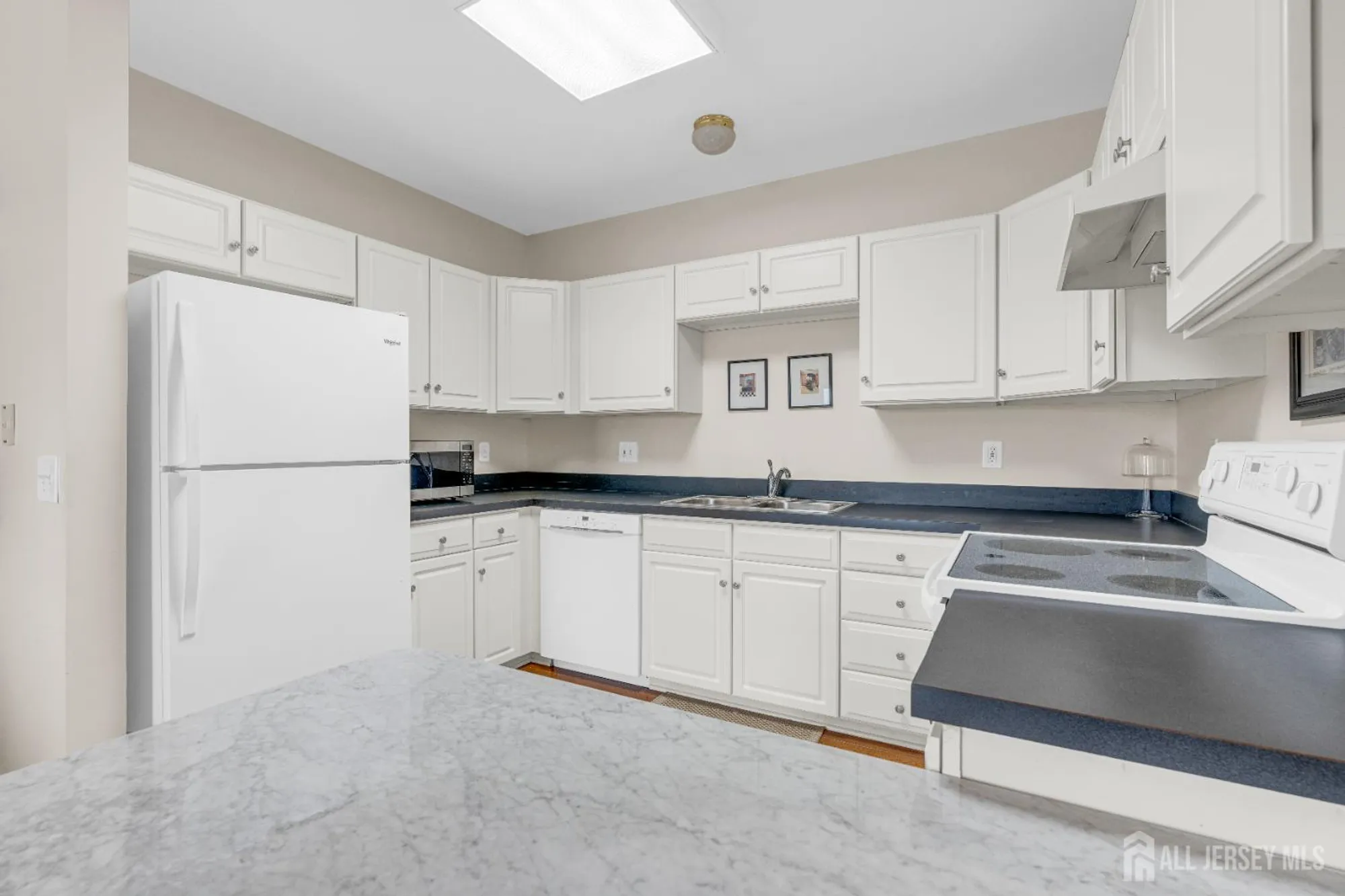 Property Slideshow image 17 of 38 | 100 john t o leary blvd unit 427, South Amboy, NJ, 08879