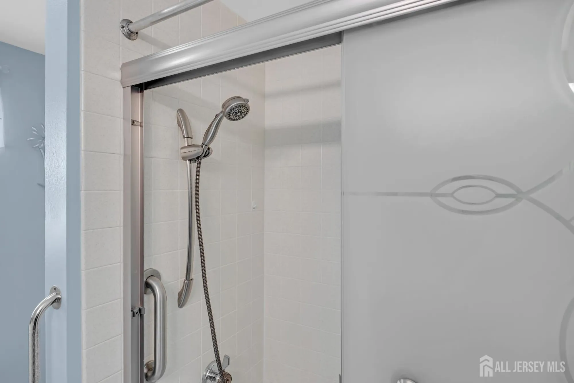 Property Slideshow image 23 of 28 | 355 new haven way 355c, Monroe, NJ, 08831