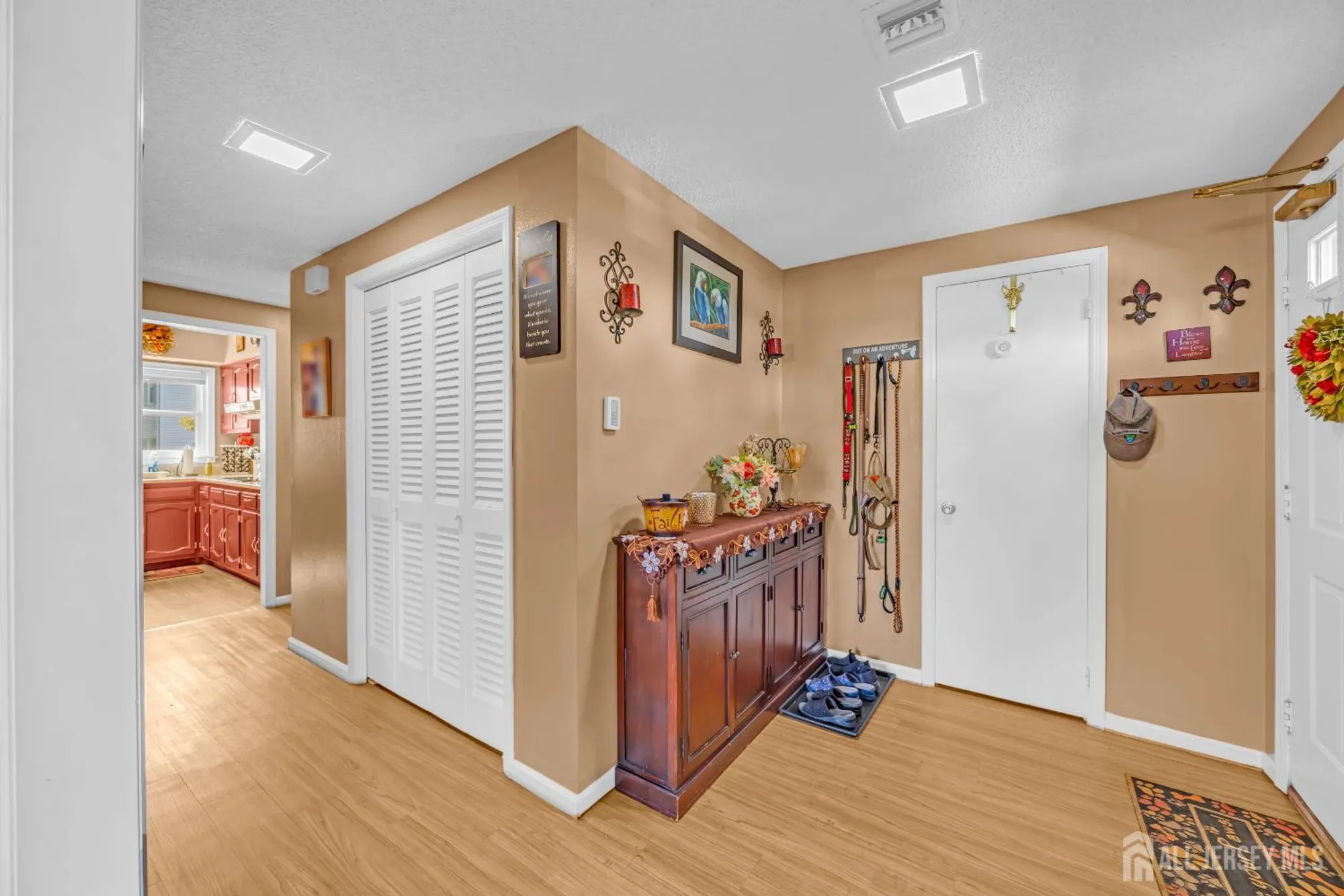 Property Slideshow image 15 of 28 | 355 new haven way 355c, Monroe, NJ, 08831