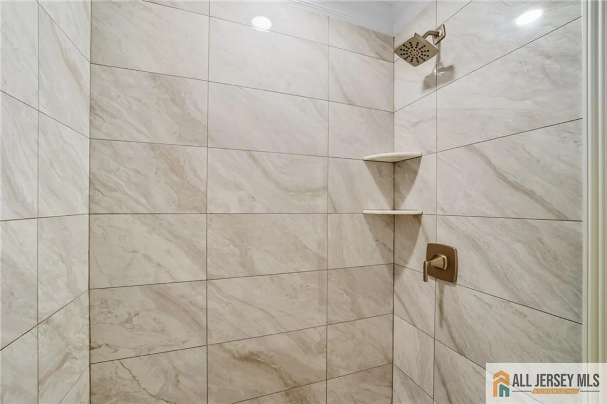 Property Slideshow image 22 of 30 | 172 warren rd 172a, Monroe, NJ, 08831