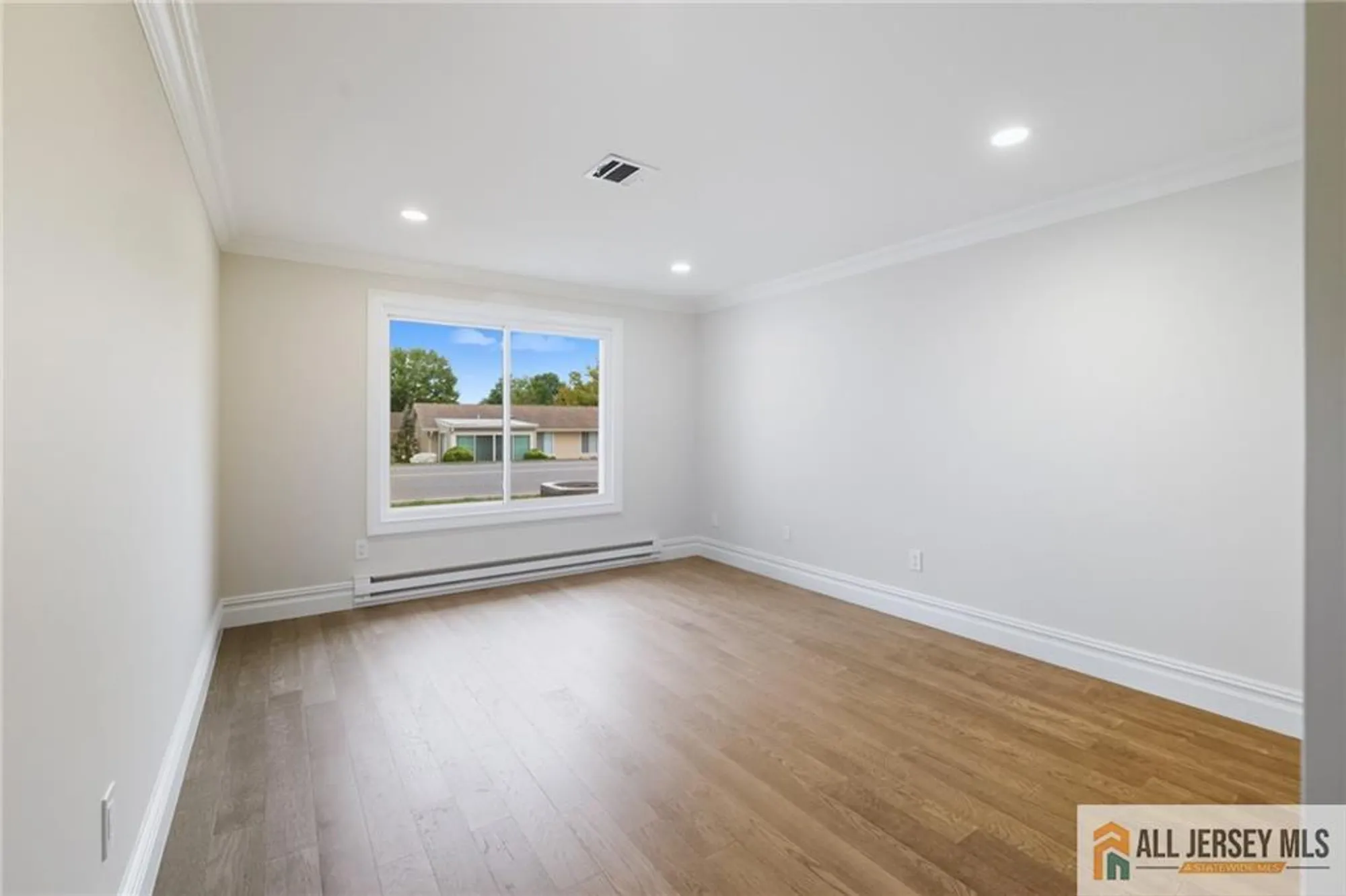 Property Slideshow image 14 of 30 | 172 warren rd 172a, Monroe, NJ, 08831