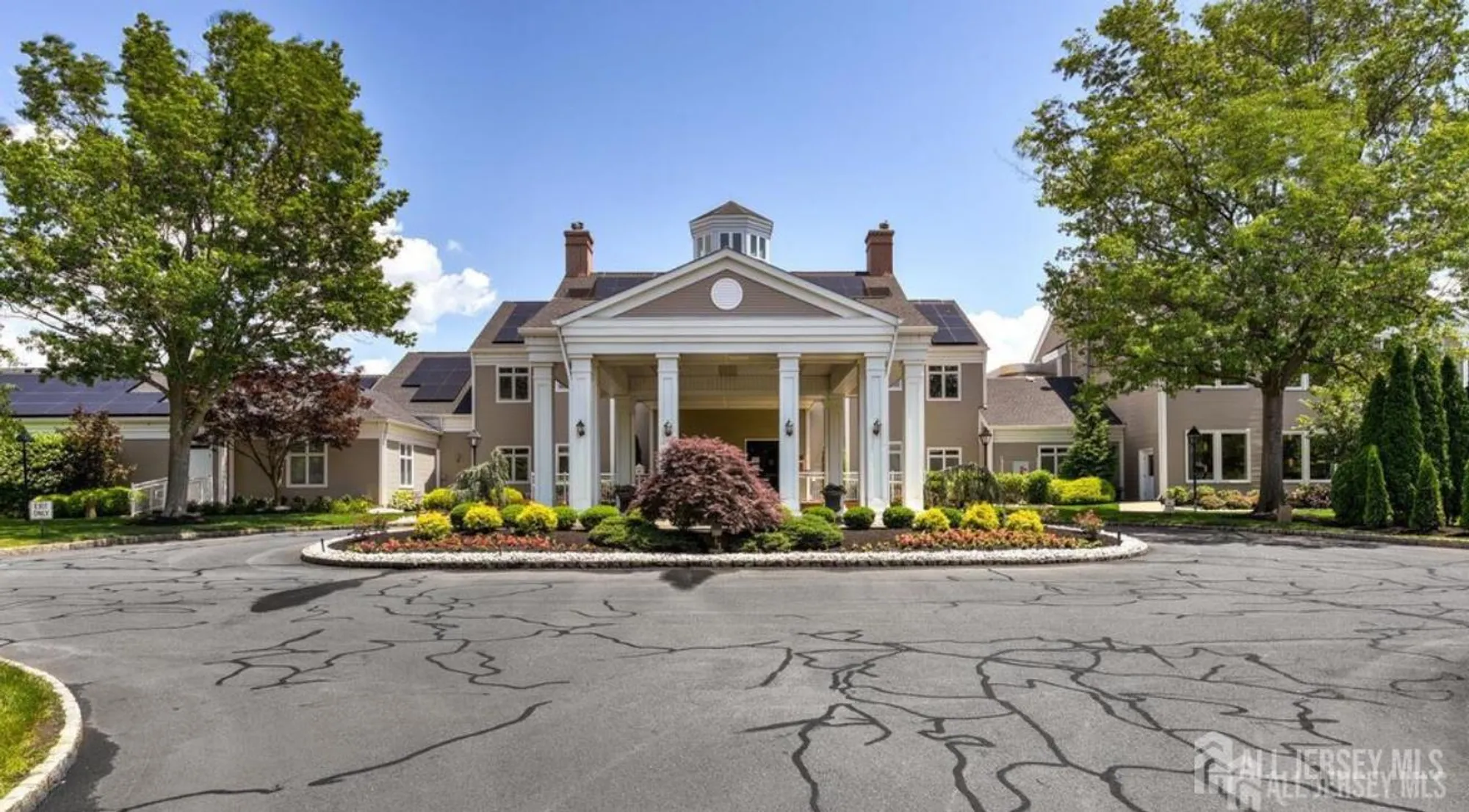 Property Slideshow image 35 of 40 | 18 halifax dr, Monroe, NJ, 08831