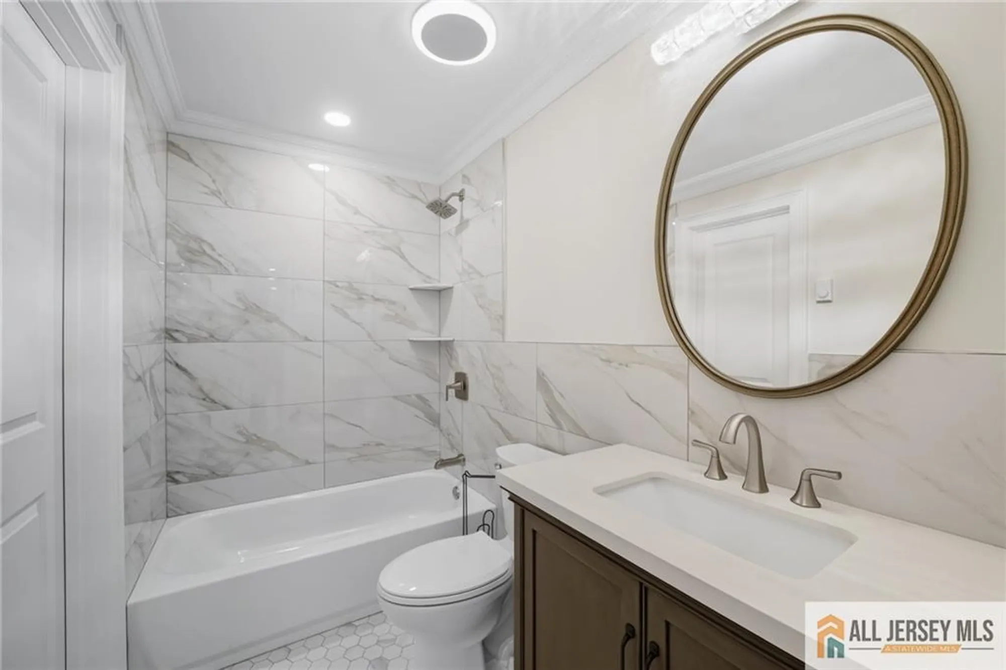 Property Slideshow image 18 of 30 | 172 warren rd 172a, Monroe, NJ, 08831