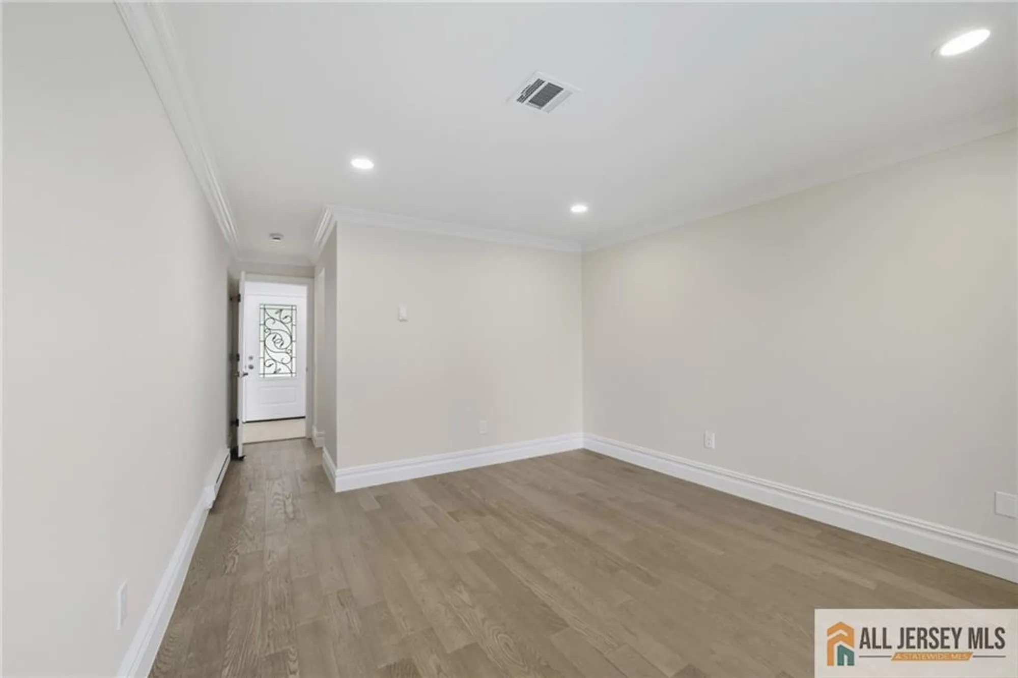 Property Slideshow image 20 of 30 | 172 warren rd 172a, Monroe, NJ, 08831