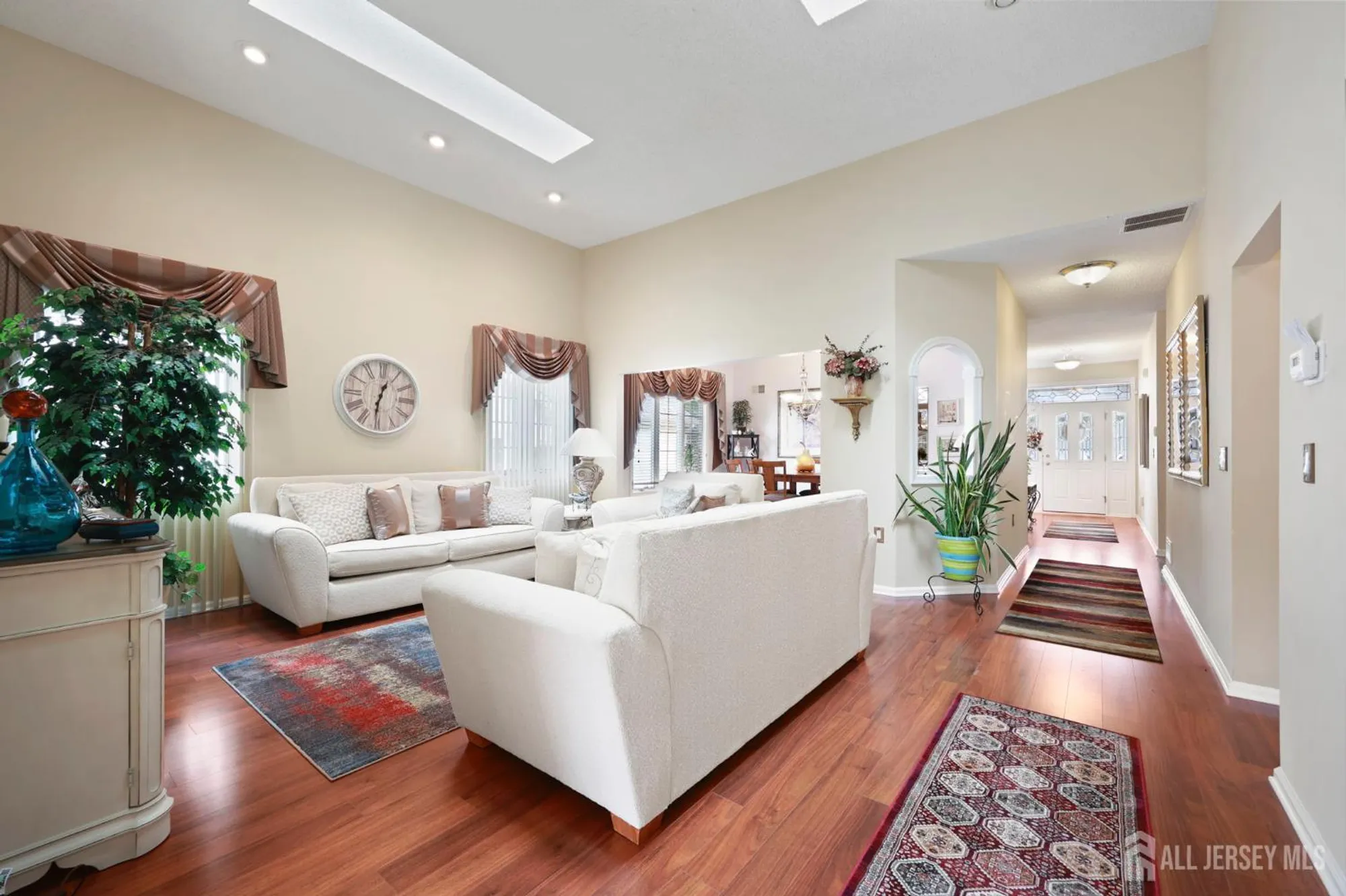 Property Slideshow image 19 of 40 | 18 halifax dr, Monroe, NJ, 08831