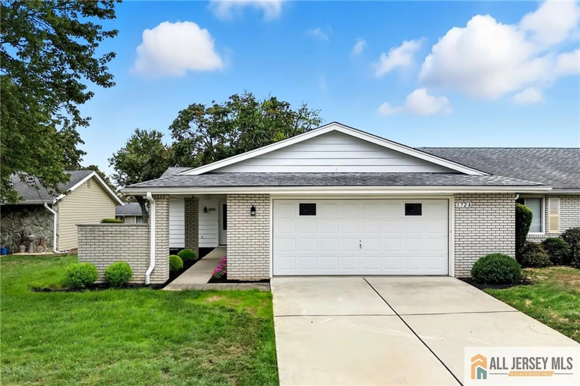 Property Slideshow image 1 of 30 | 172 warren rd 172a, Monroe, NJ, 08831