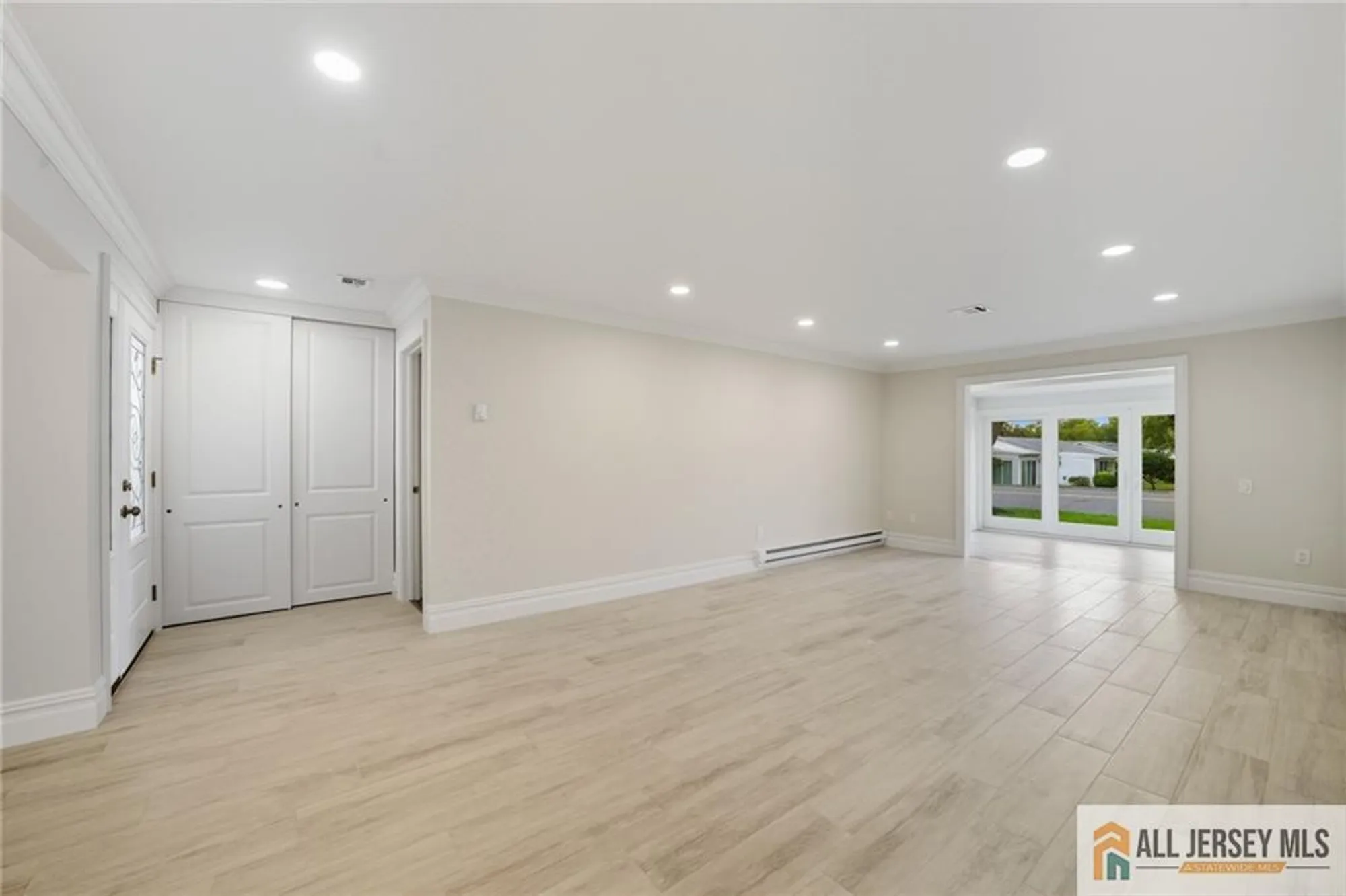 Property Slideshow image 5 of 30 | 172 warren rd 172a, Monroe, NJ, 08831