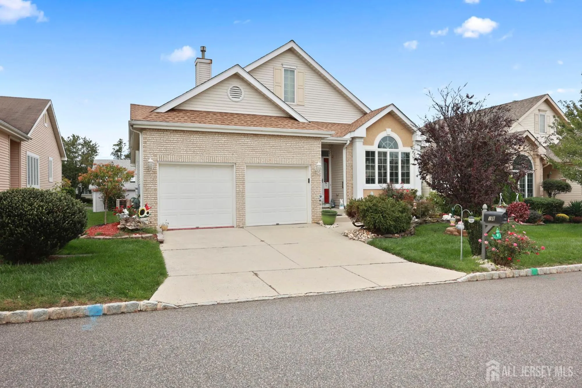 Property Slideshow image 2 of 40 | 18 halifax dr, Monroe, NJ, 08831